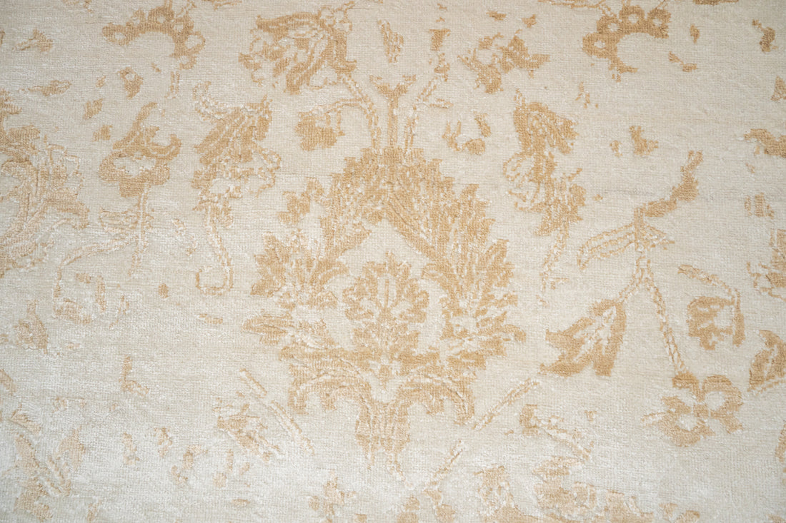 HANDKNOTTED RUG DIA- 1080 M-28, Ivory & Gold