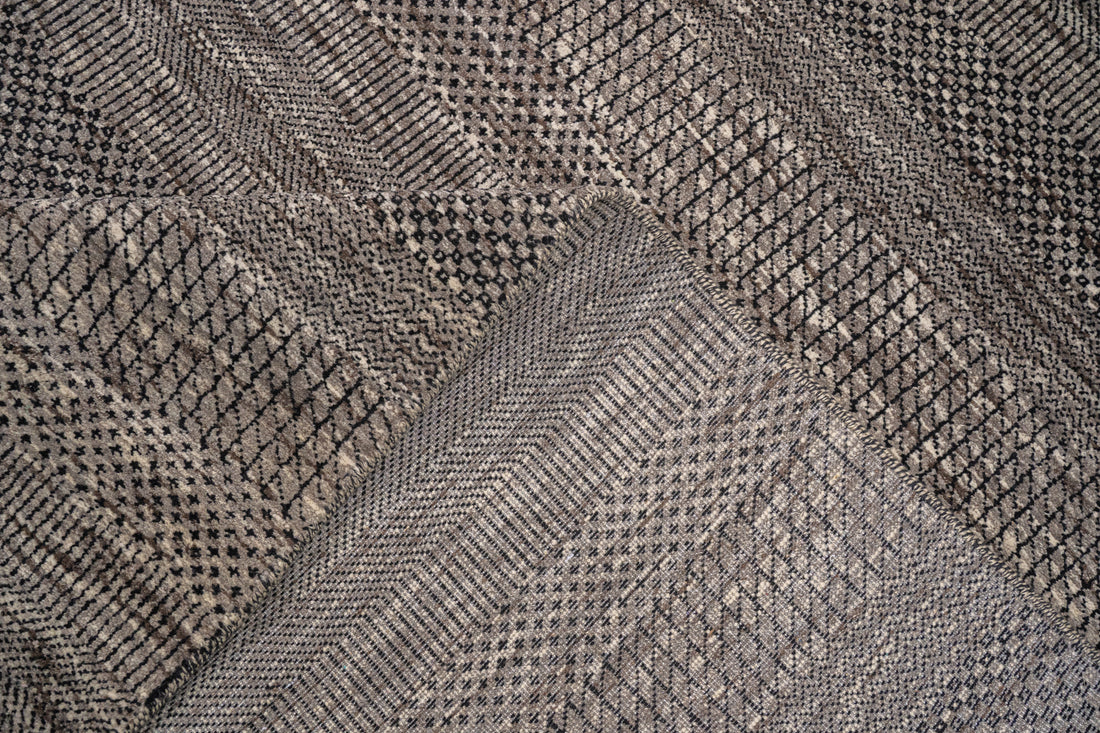 Handknotted Carpet, DIA - 1219 MCN, Wenge & Charleston Green