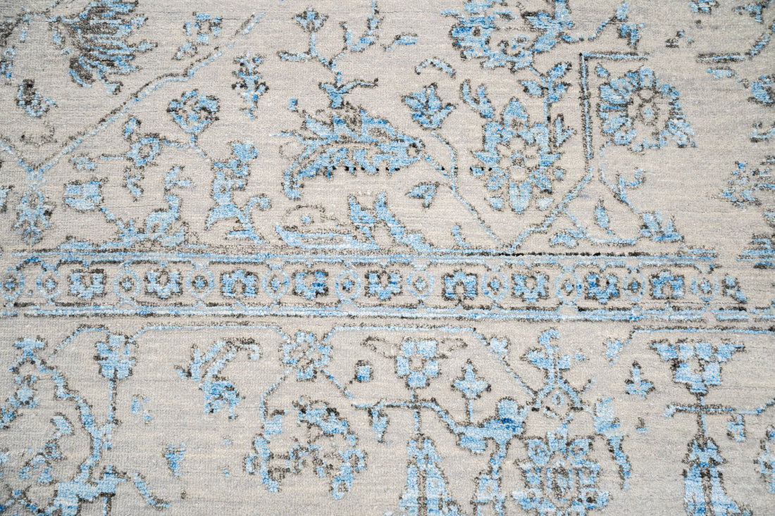 Handknotted Carpet, DIA - 128 SERAPI, Silver &  Sky Blue
