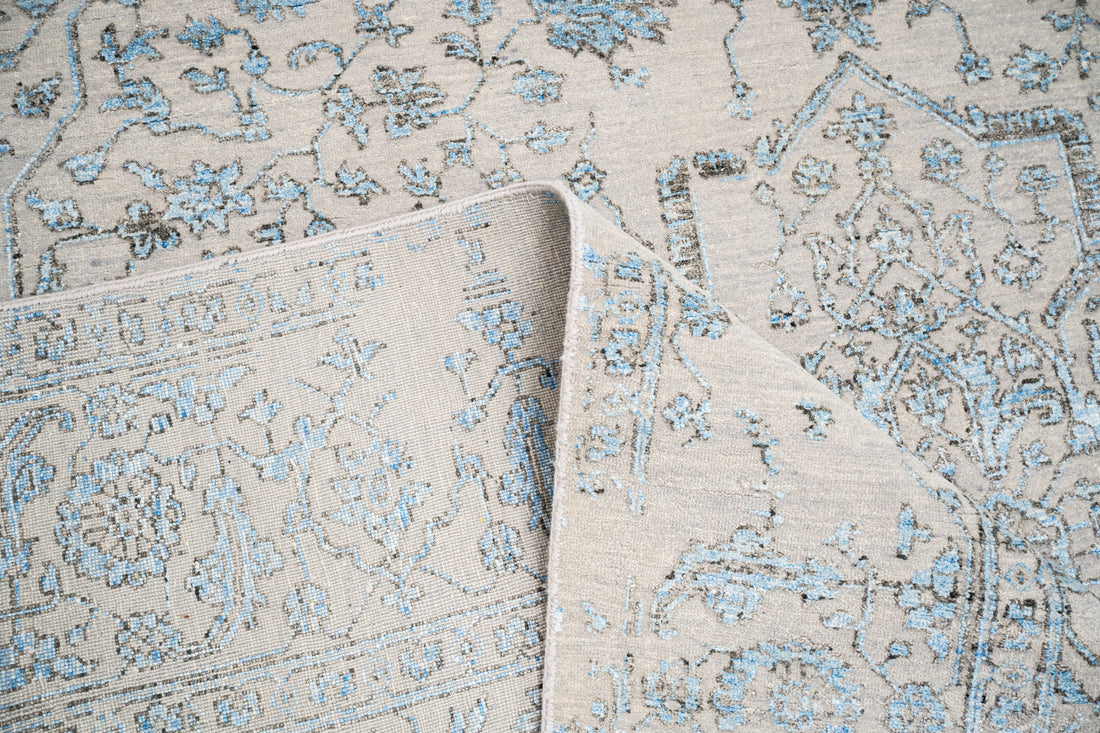 Handknotted Carpet, DIA - 128 SERAPI, Silver &  Sky Blue