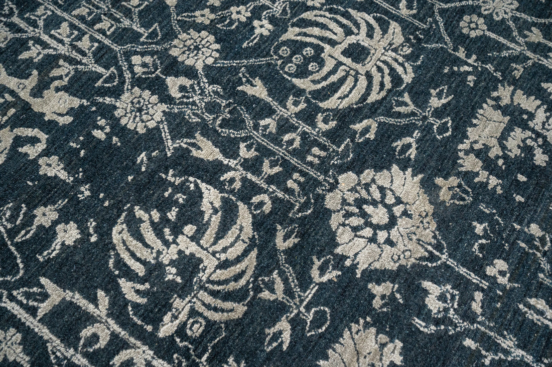 Handknotted Carpet, DIA - 1339 VASE 3, Outer Space & Pastel Gray