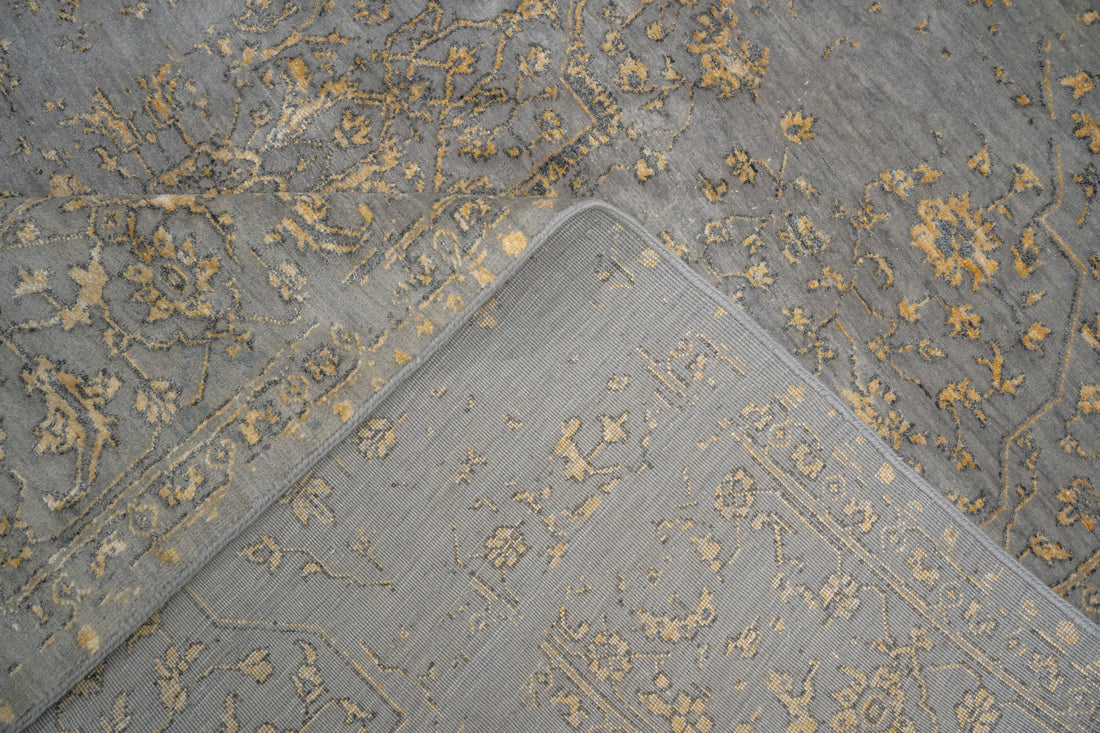 Handknotted Rug DIA- 1367 SERAPI Old Silver & Brown Yellow