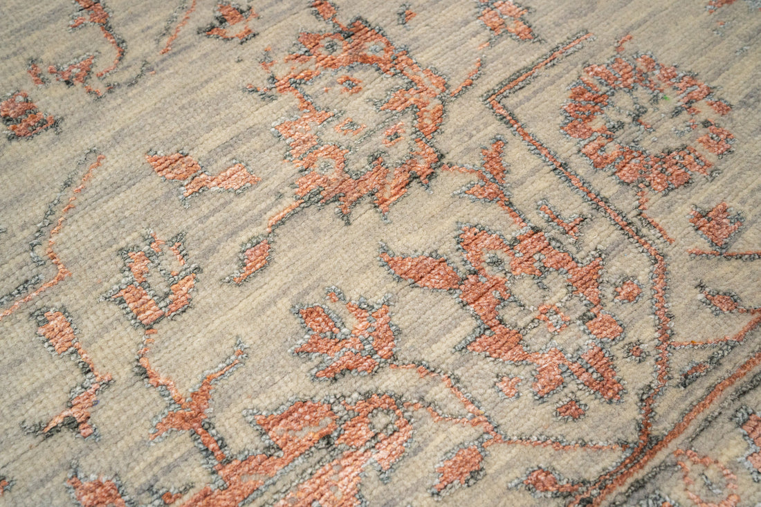 Handknotted Carpet, DIA - 14-01 SERAPI, Pastel Gray & Antique Brass