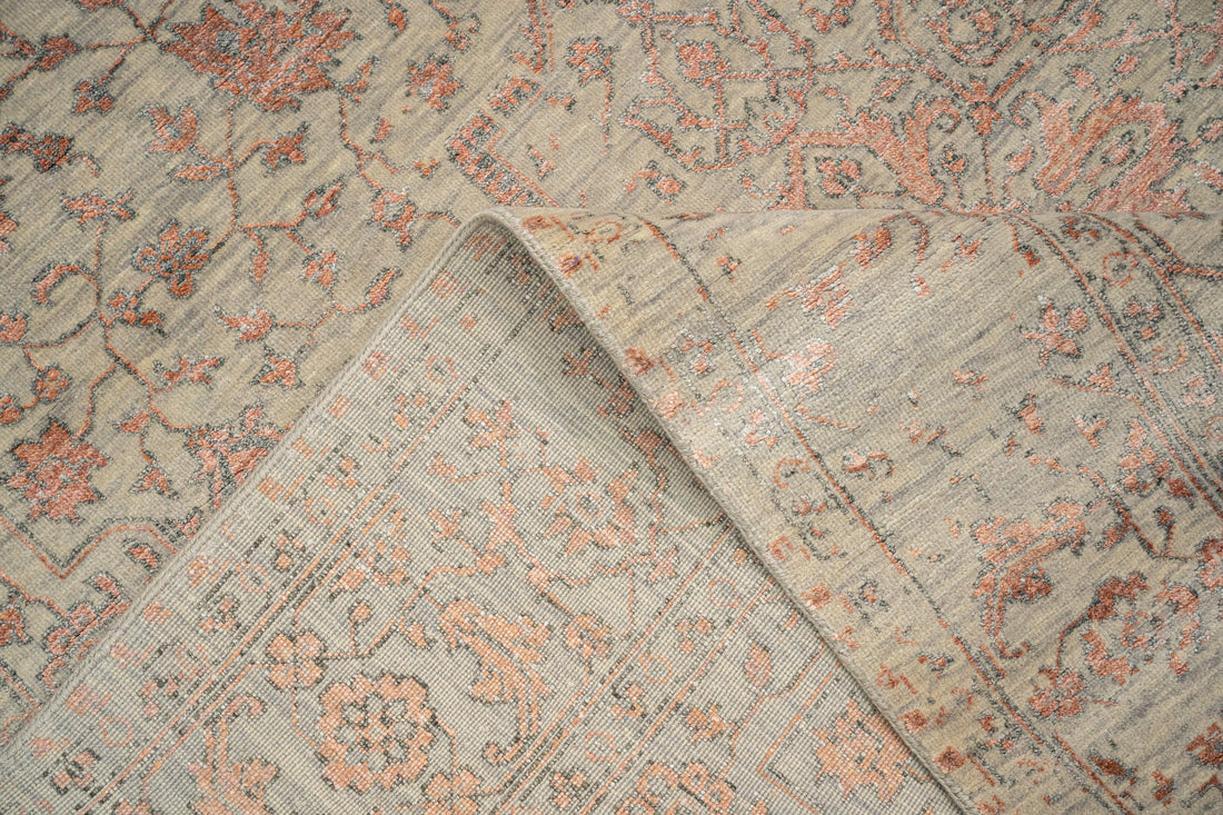Handknotted Carpet, DIA - 14-01 SERAPI, Pastel Gray & Antique Brass