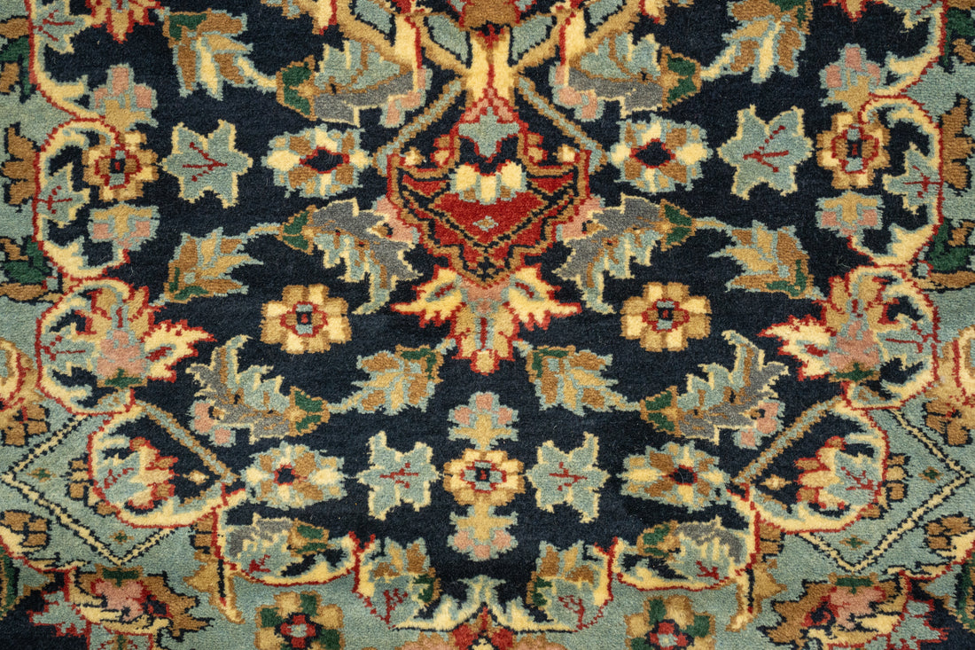 Handknotted Modern Carpet DIA- 19