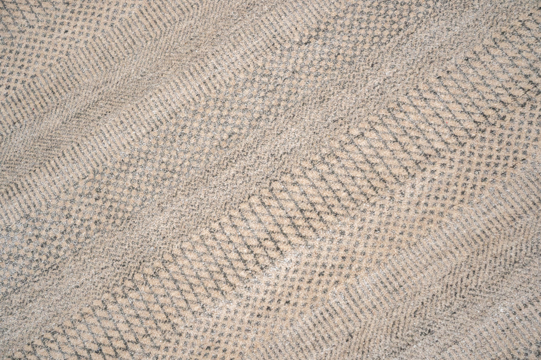 Handknotted Carpet, DIA- 1968 MCN, Desert Sand & Granite Gray