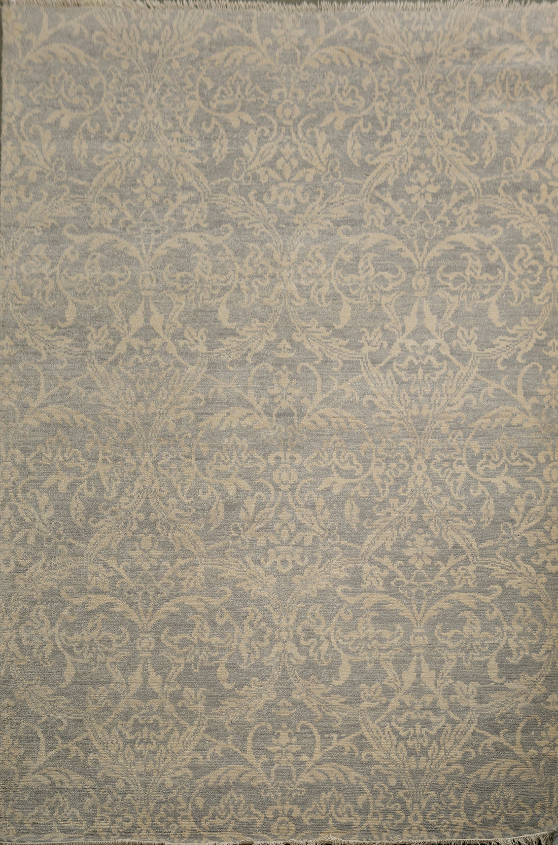 Handknotted Carpet DIA- 2117