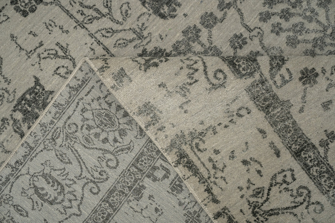 Handknotted Modern Carpet, DIA- 2141 VASE 3