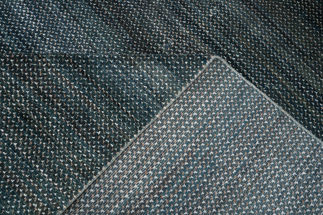 Handknotted Carpet, DIA: 37 MOD- 007, D. BLUE & BROWN