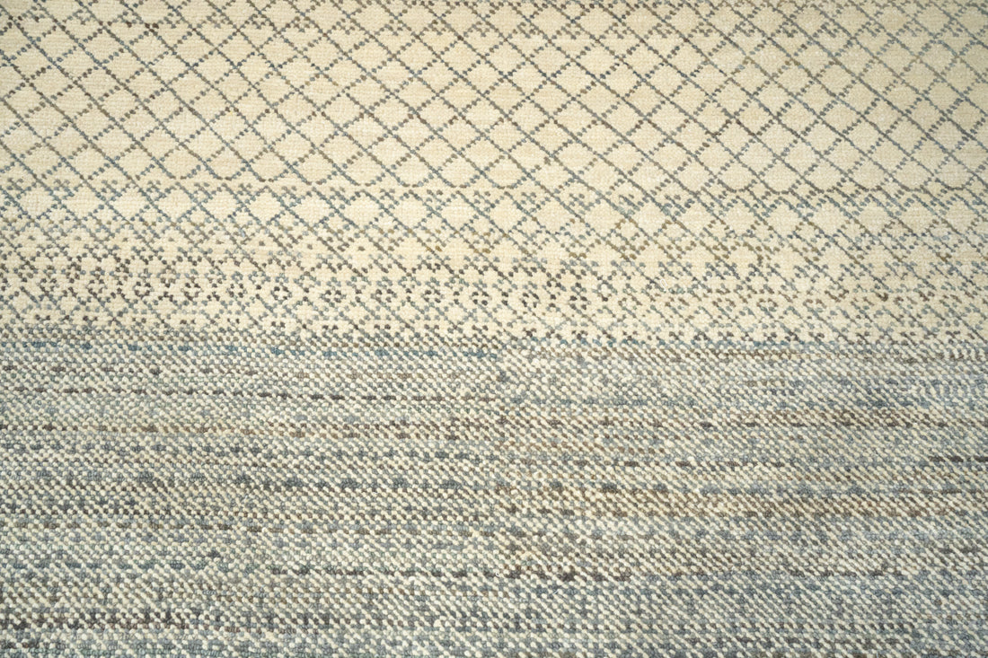 Handknotted Carpet, DIA- 434 DCM, Grey &Ivory