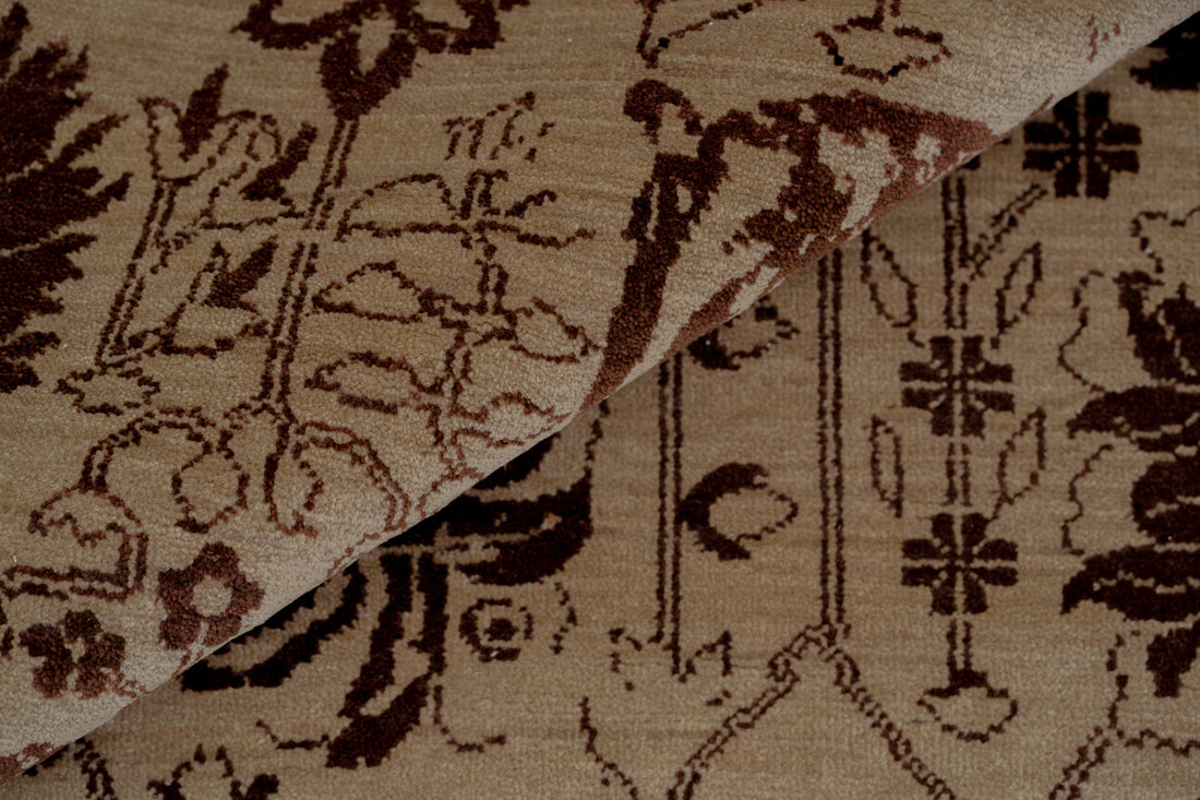 Handknotted Modern Carpet DIA- 1488 VASE 3
