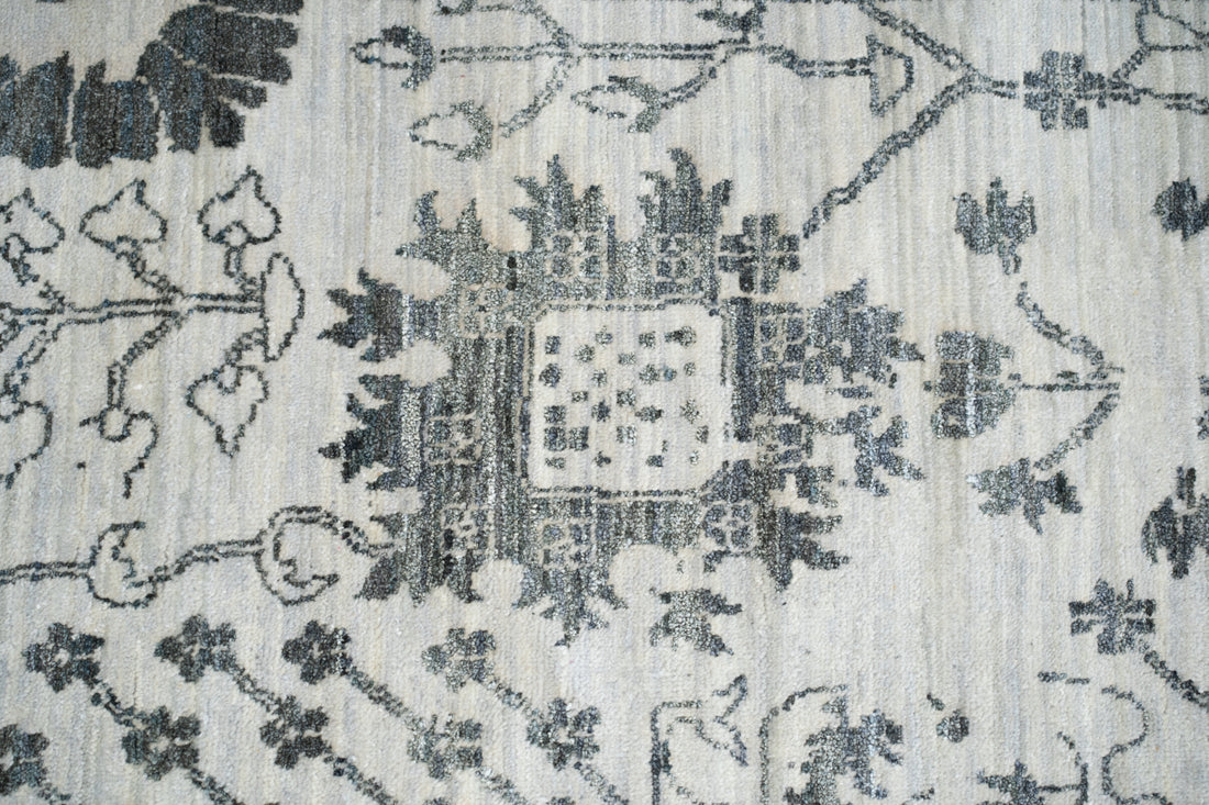 Handknotted Modern Carpet DIA- 1593 VASE 3