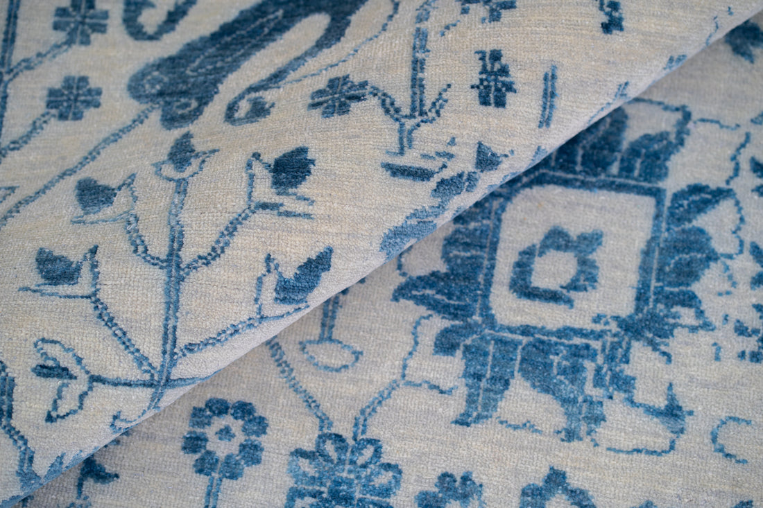 Handknotted Modern Carpet DIA- 2737 VASE 3