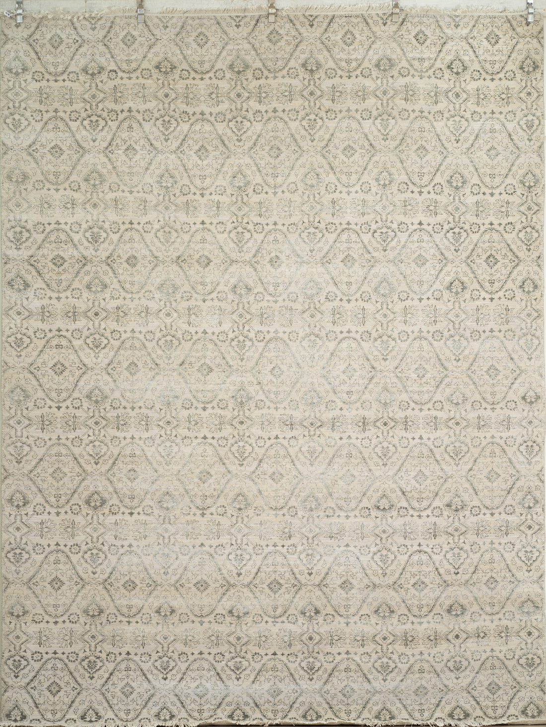 Handknotted Modern Carpet DIA- 810 HALI