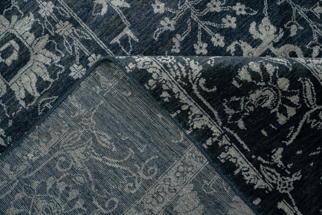 Handknotted Modern Carpet DIA- 04 VASE 3