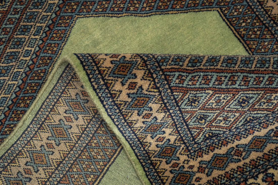 Handknotted Modern Carpet DIA- Single Weft, Green Mix Persian Design