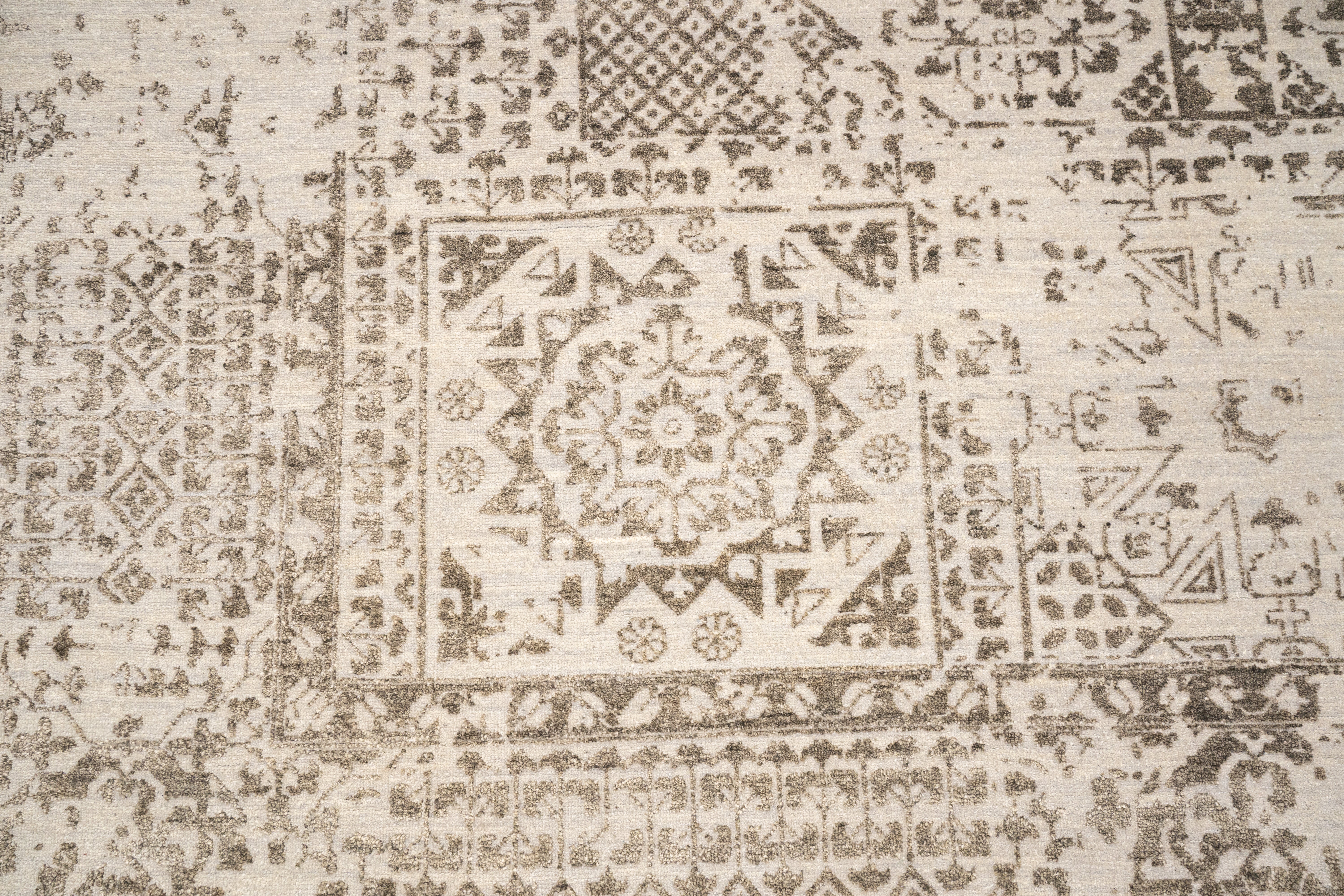 DIA- 0086 MAMLUK Prata e Preto