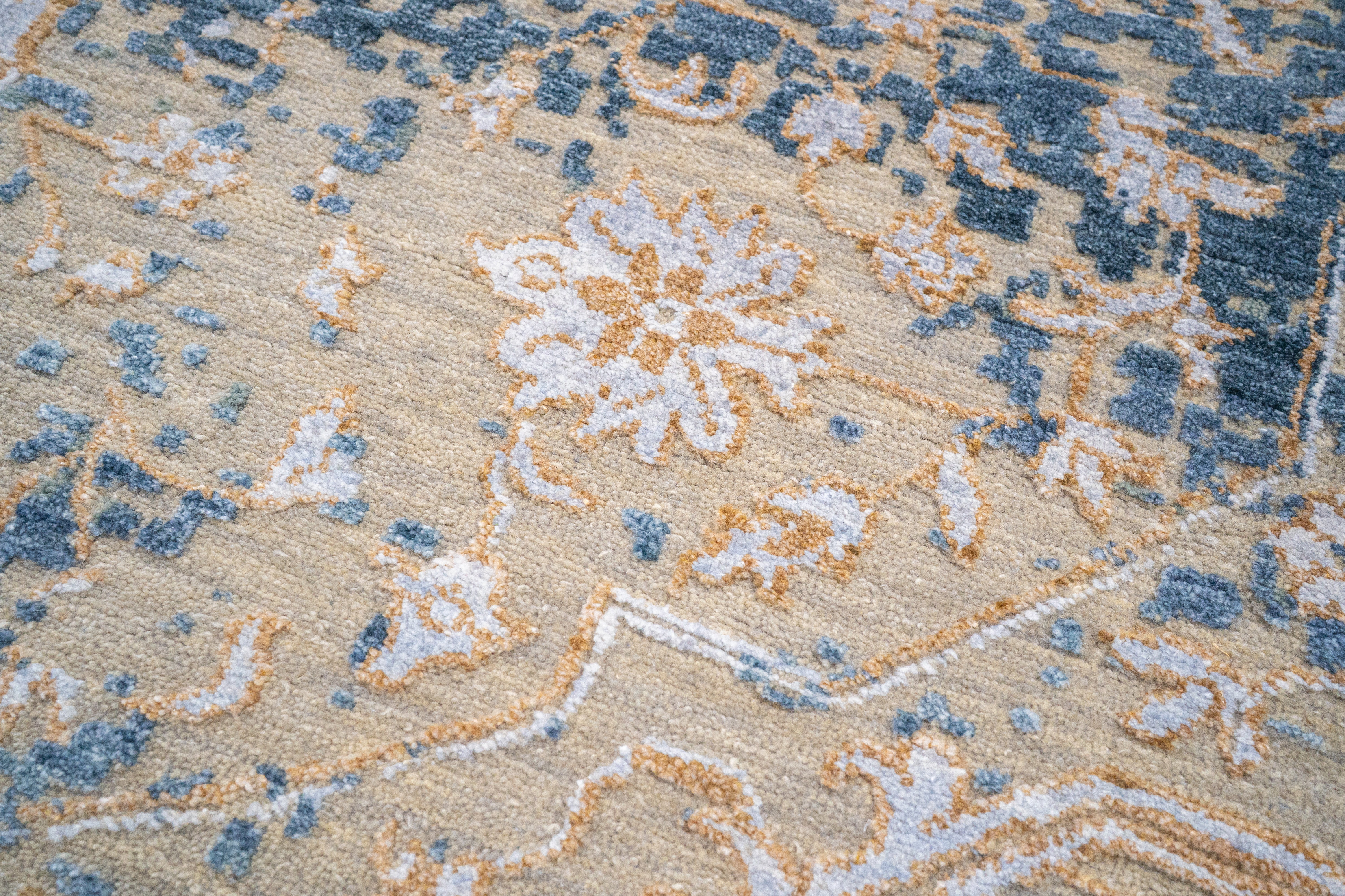 DIA- 021 SERAPI Темная ваниль, никель и синий электрик