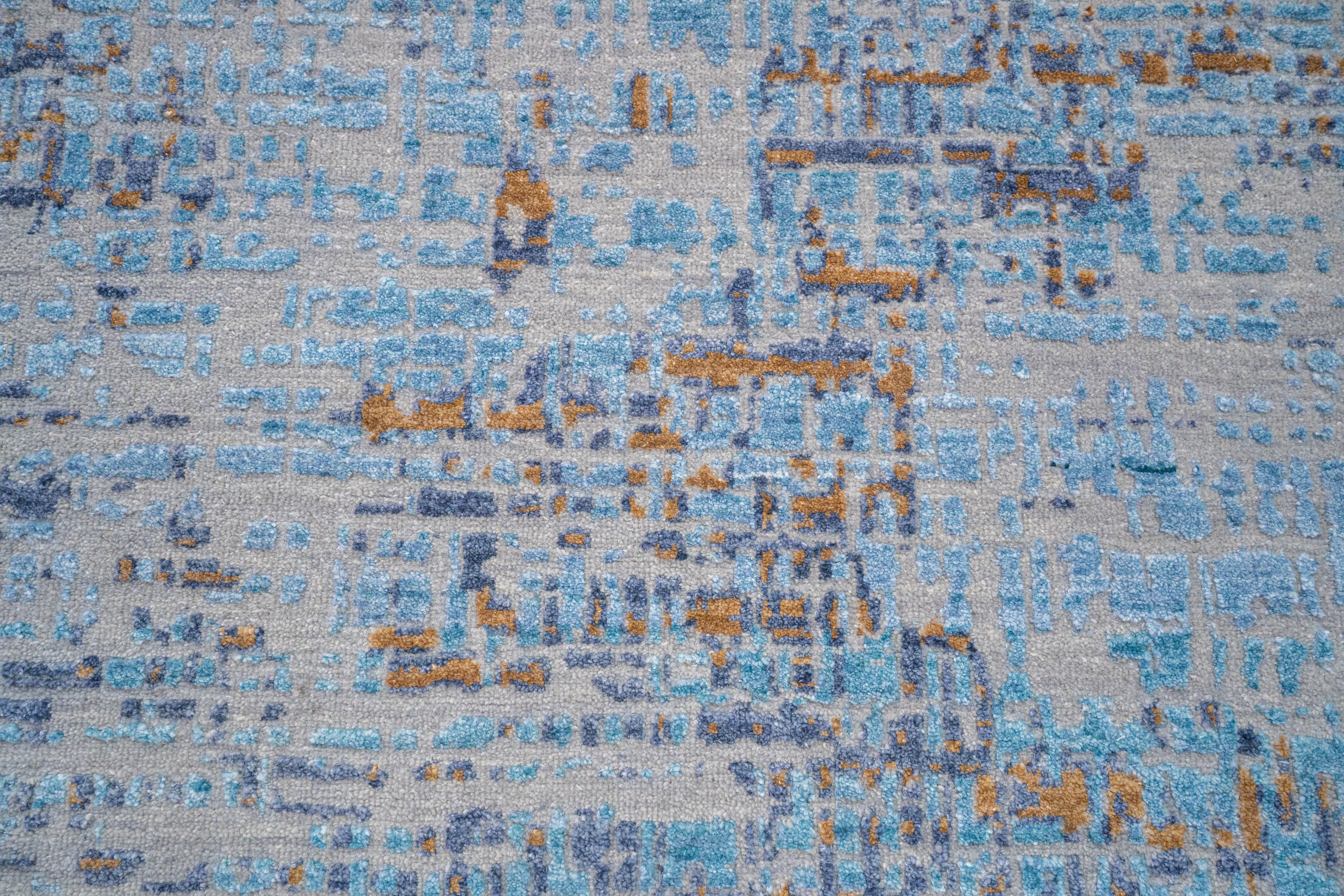 Handknotted Carpet, DIA: 0022 VS, Silver Chalice, Dark Sky Blue & Metallic Bronze