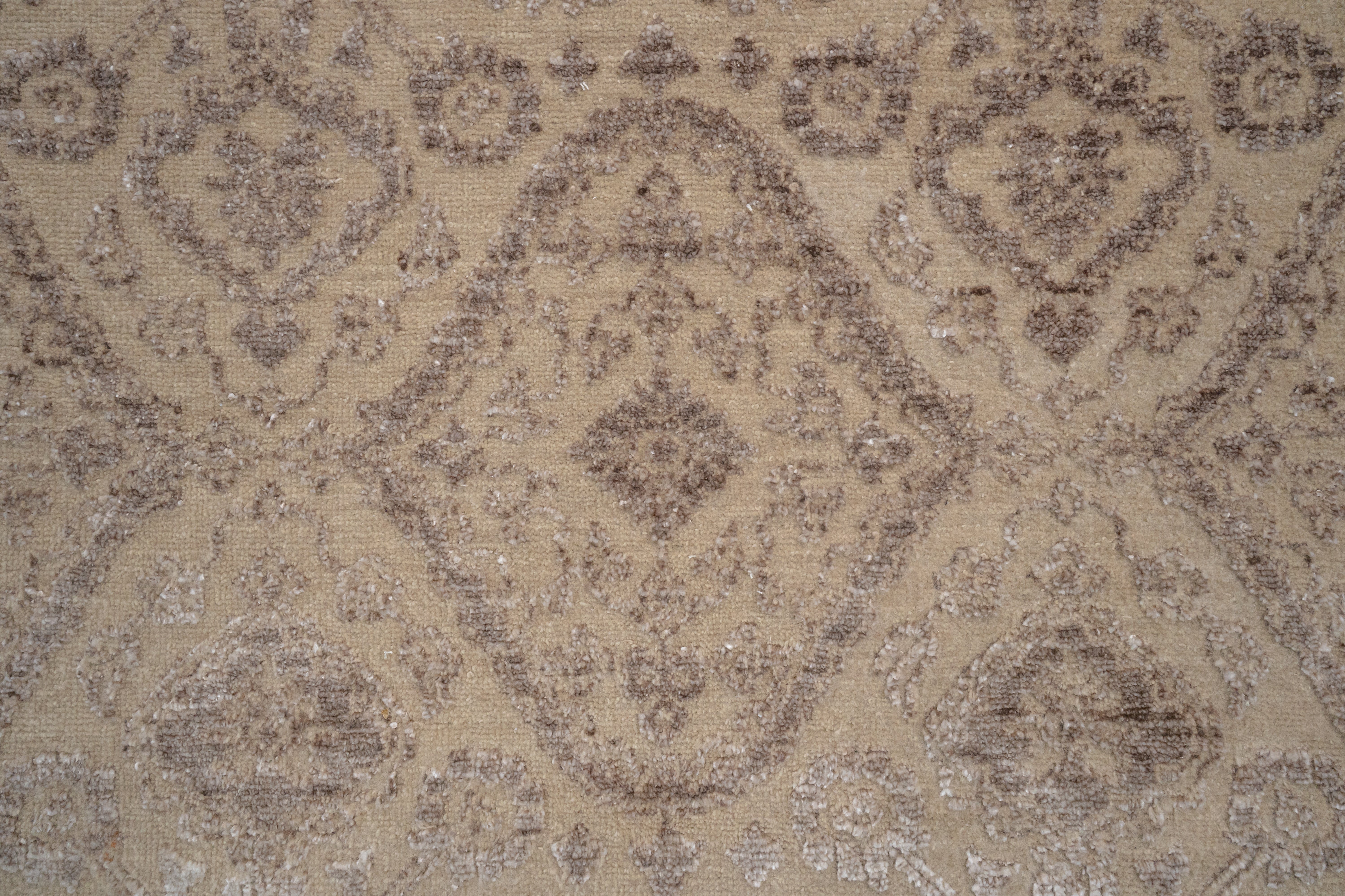 Handknotted Rug  DIA- 1001 HALI Grullo & Drab Camouflage