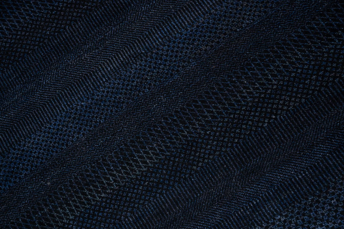 Handknotted Carpet DIA- 1008 MCN, Deep  Eerie Black & Indigo