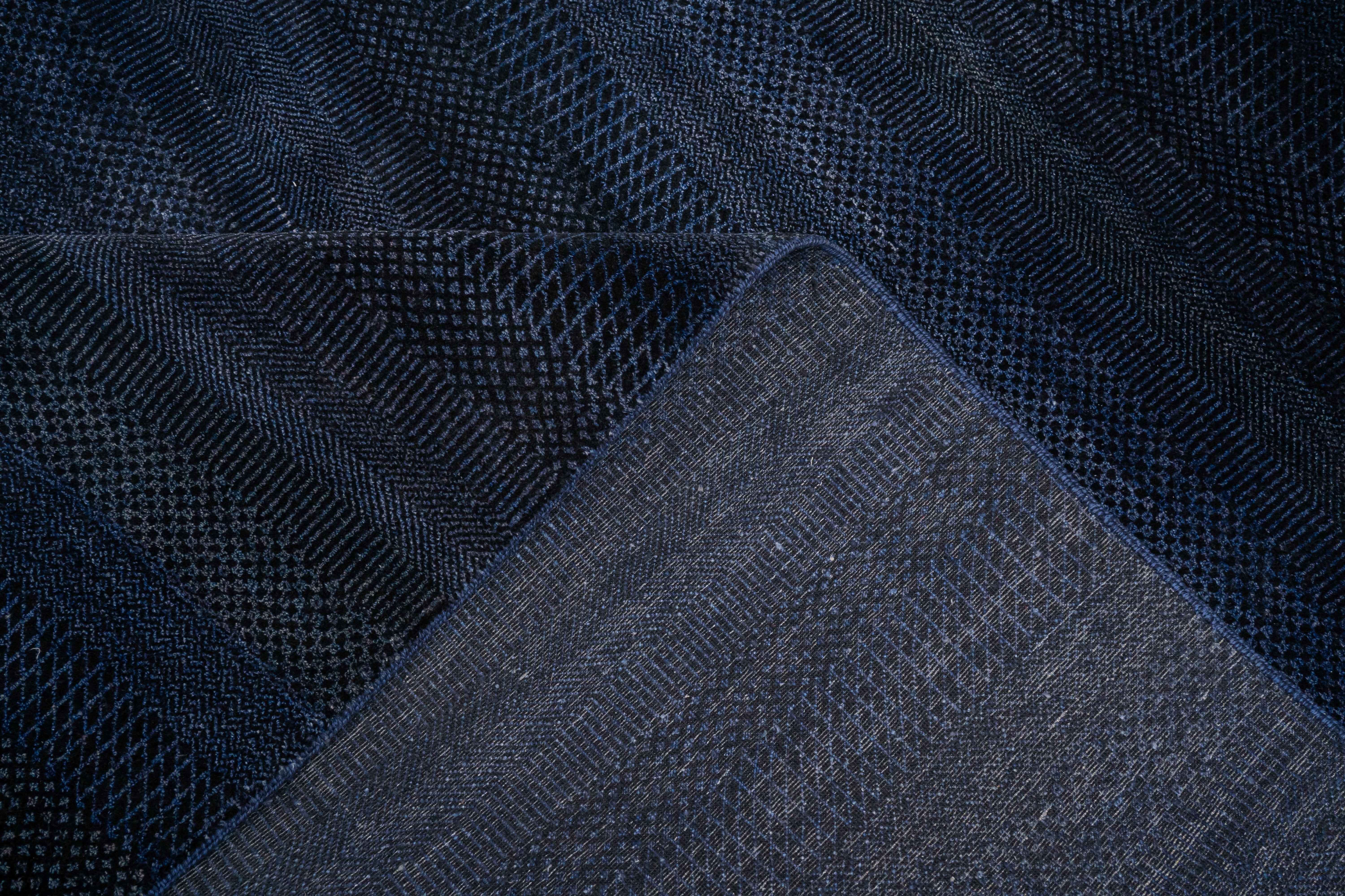 Handknotted Carpet DIA- 1008 MCN, Deep  Eerie Black & Indigo