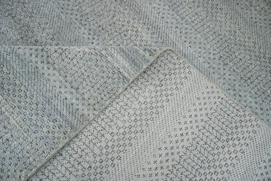 Handknotted Carpet, DIA- 1024 MCN, Silver & Grey