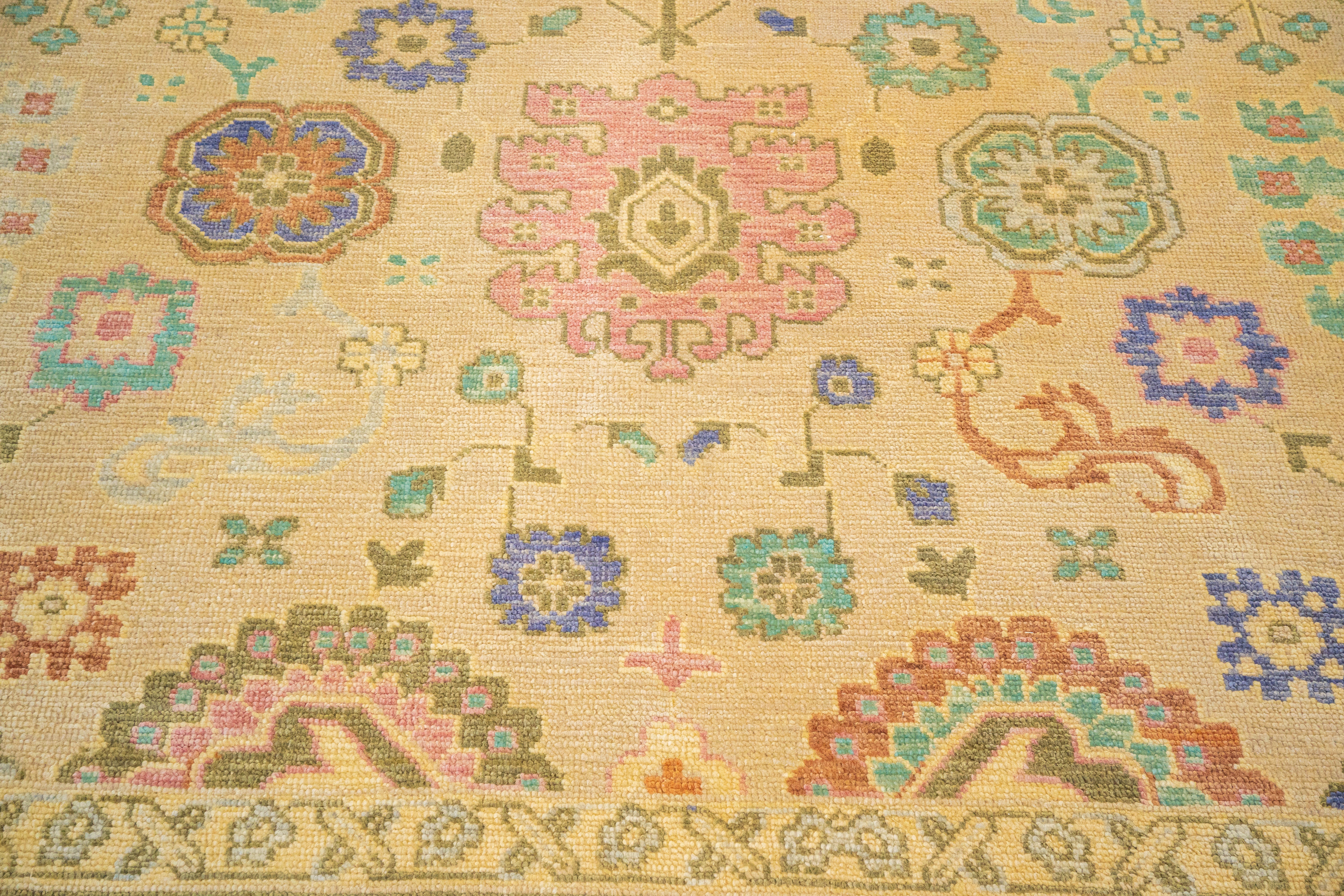 Handknotted Carpet, DIA: 1043 OUSHAK, MULTI COLOR