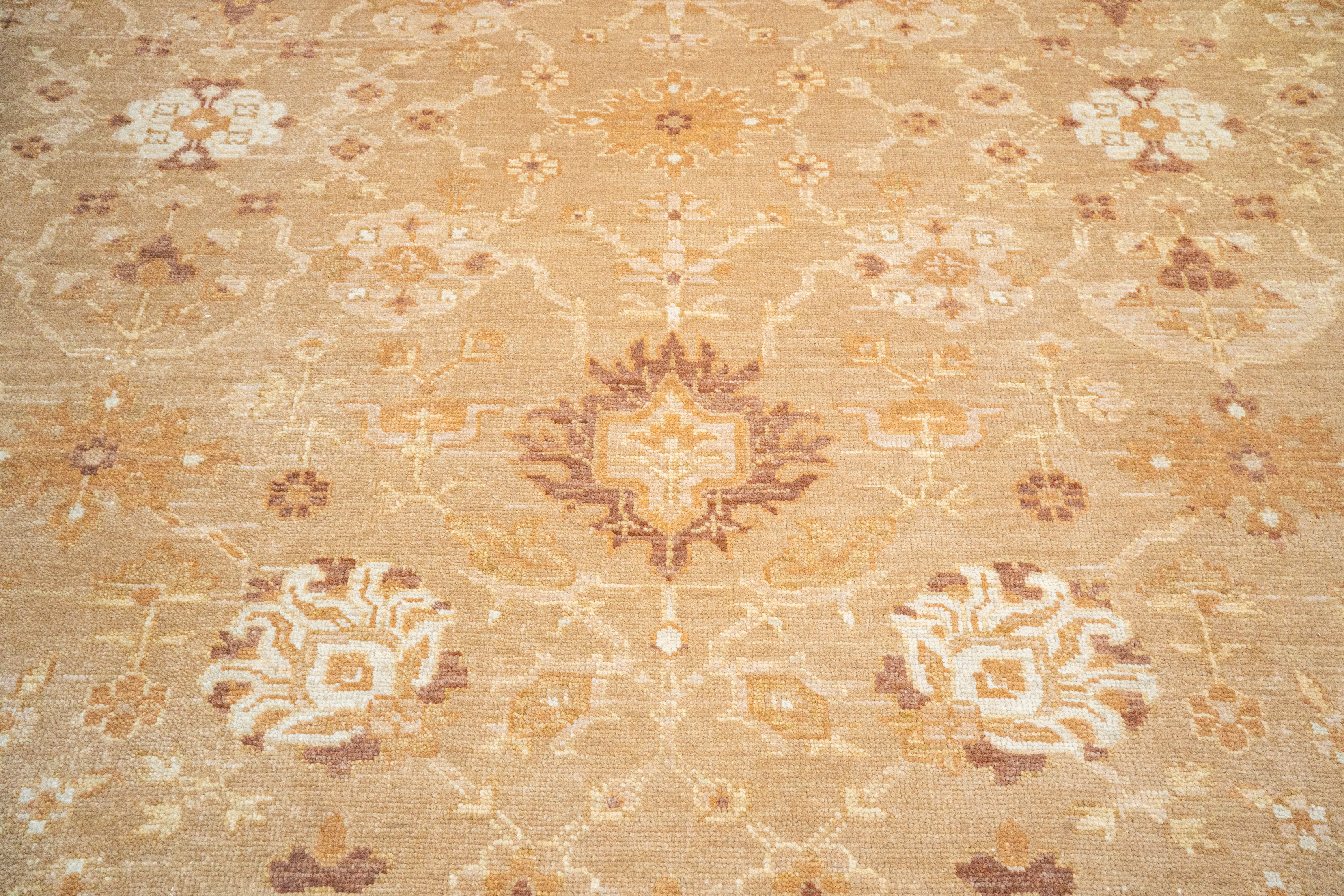 Handknotted Carpet, DIA: 1047 OUSHAK, MULTI COLOR