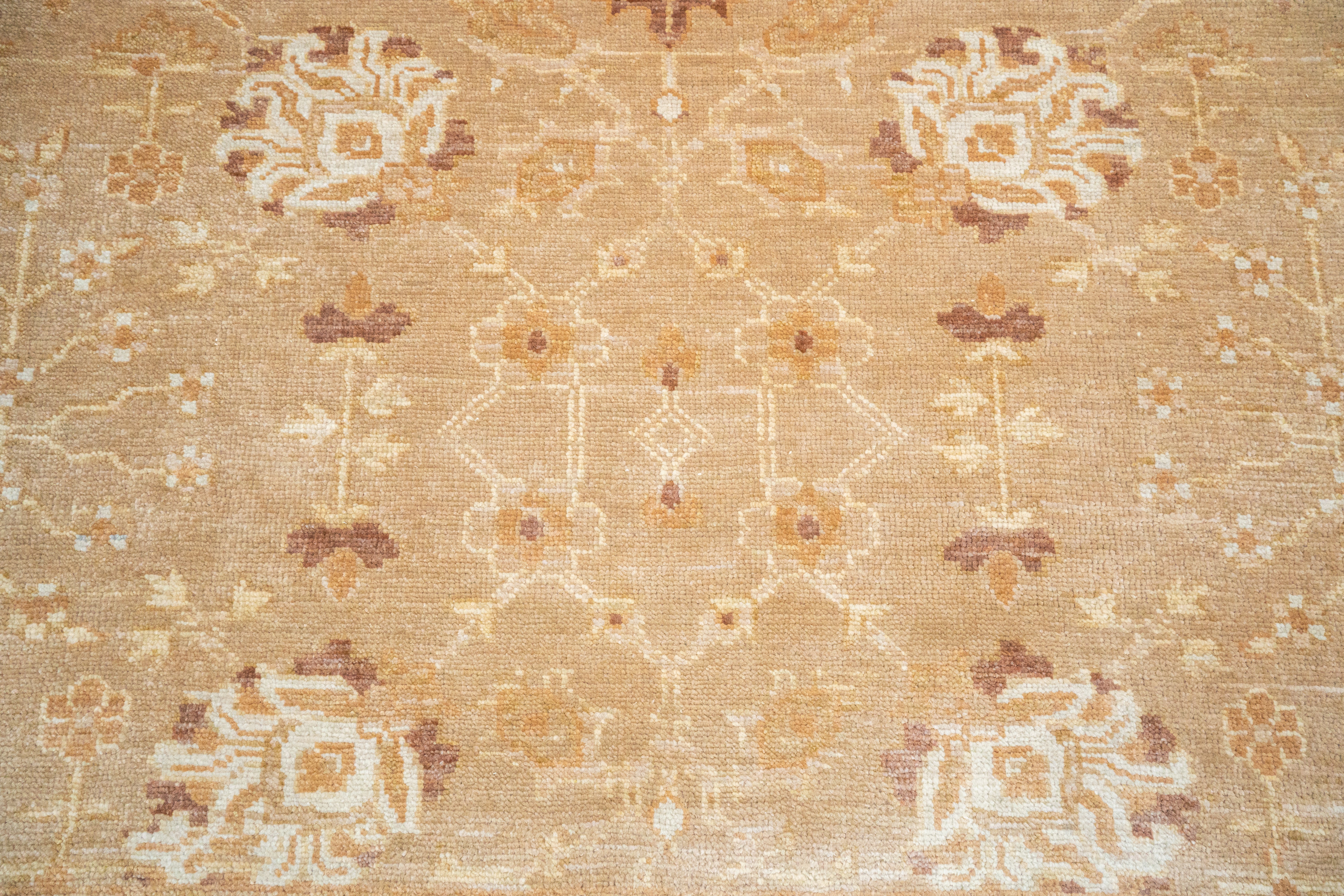 Handknotted Carpet, DIA: 1047 OUSHAK, MULTI COLOR