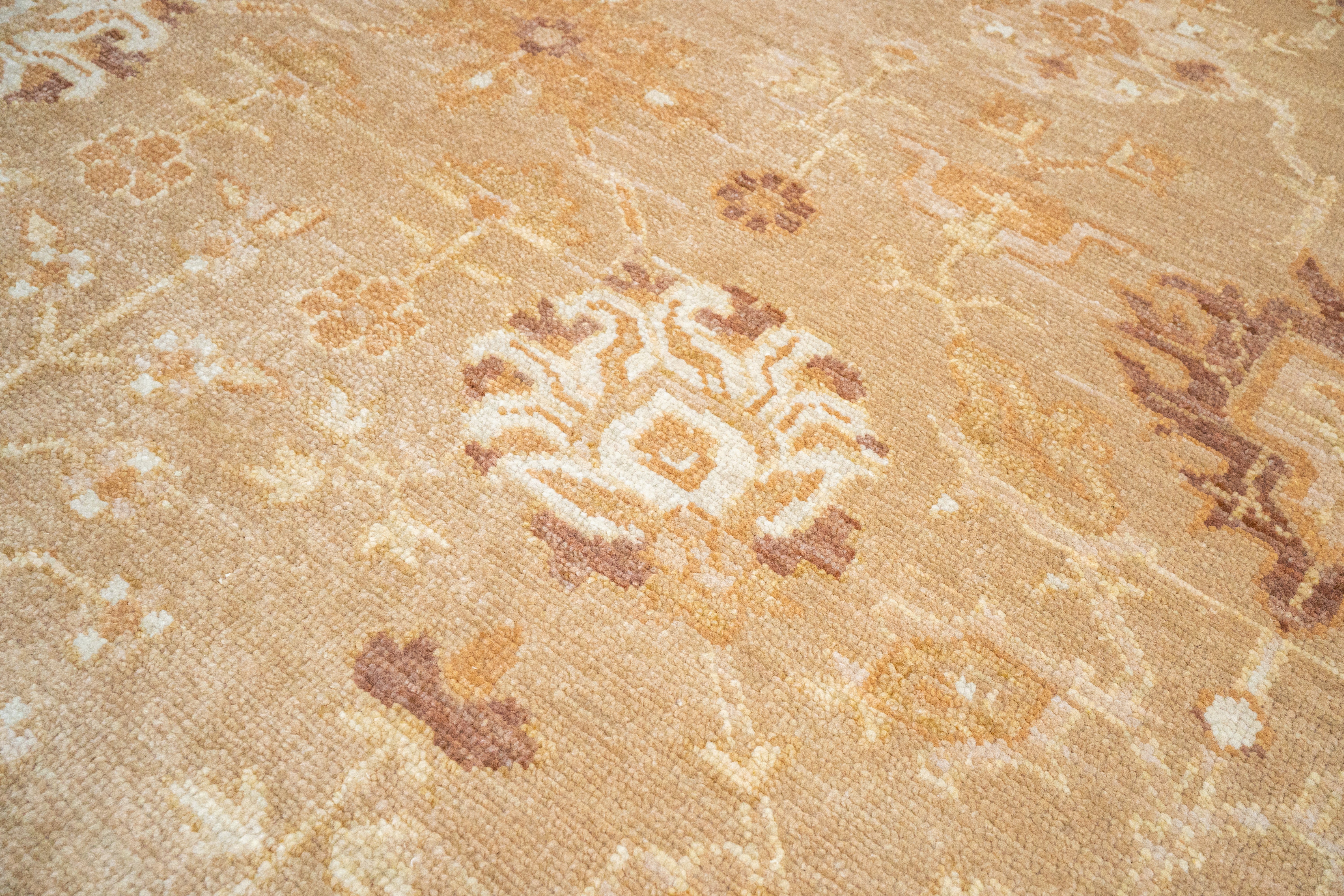 Handknotted Carpet, DIA: 1047 OUSHAK, MULTI COLOR