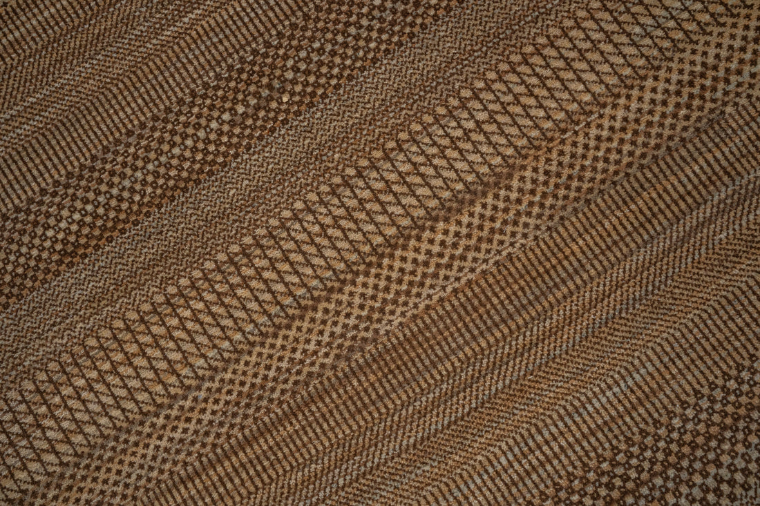 Handknotted Carpet,  DIA- 1052 MCN, Pale Brown & Café Noir