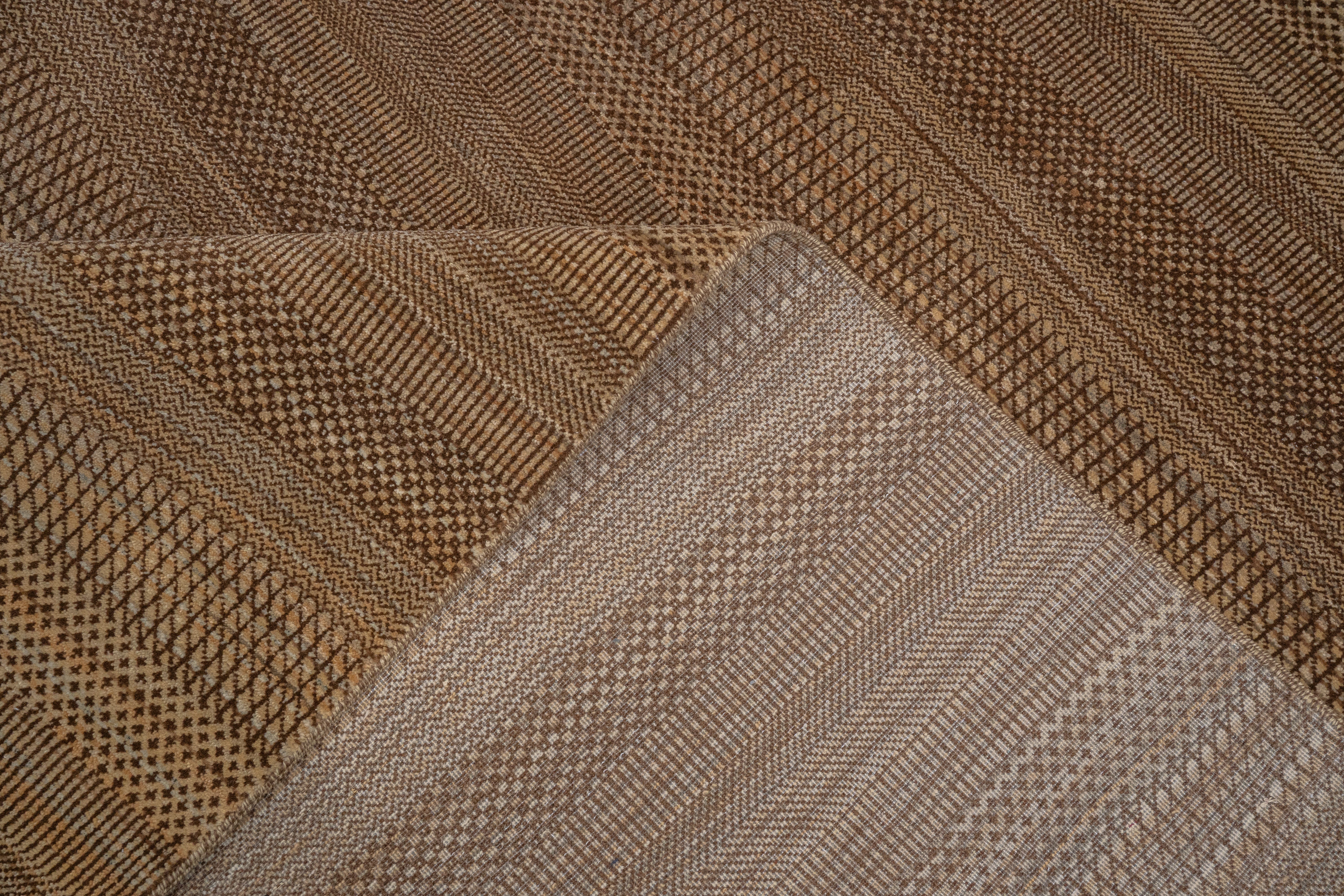 Handknotted Carpet,  DIA- 1052 MCN, Pale Brown & Café Noir