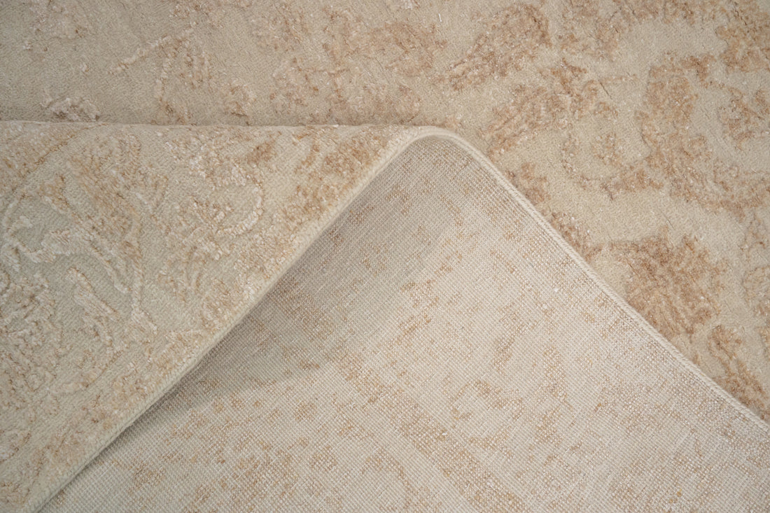 Handknotted Rug  DIA- 1058 JK-A Dark Vanilla & Beaver
