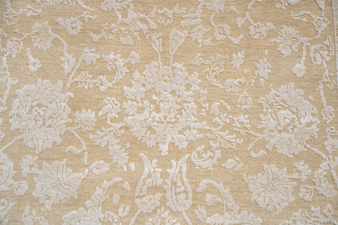 Handknotted Rug  DIA- 1059 JKA Tan & Dust Storm