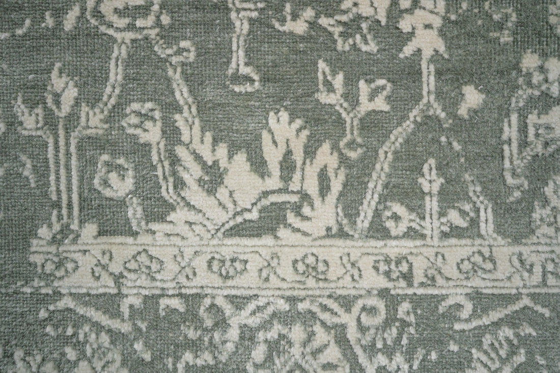 Handknotted Rug  DIA- 1060 VASE 3 Granite Gray & Pastel Gray