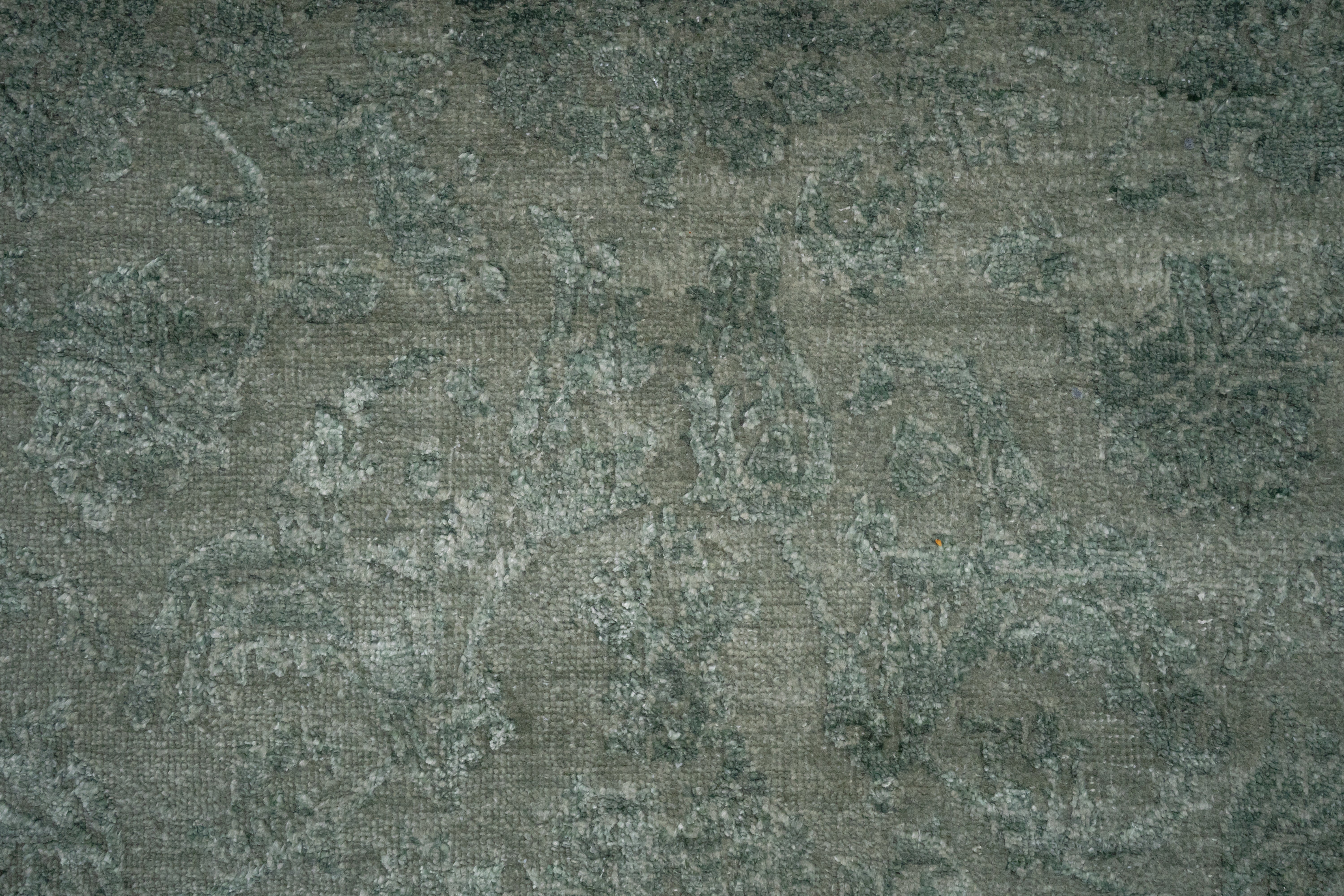 Handknotted Rug  DIA- 1067 JK-A Granite Gray & Outer Space