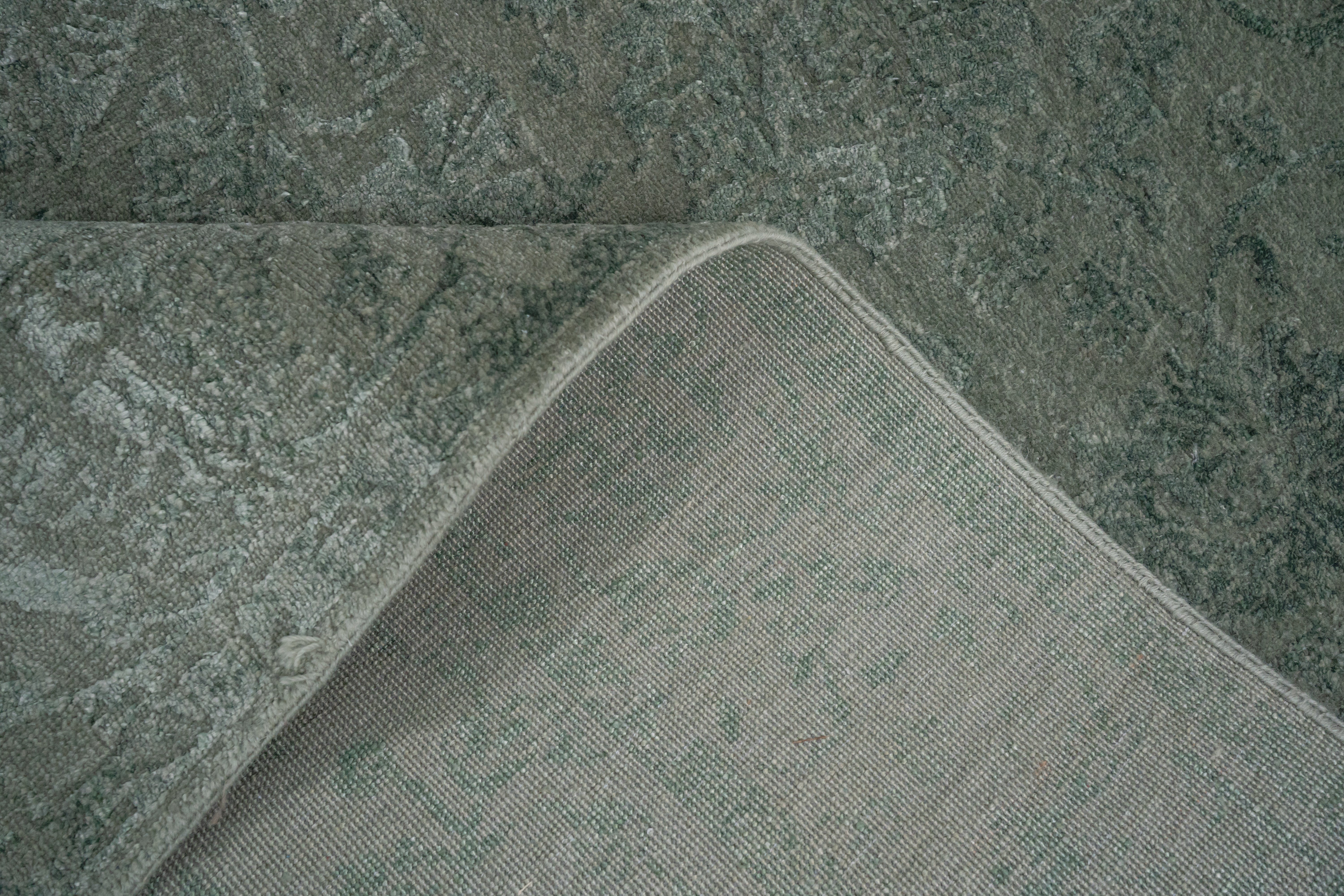 Handknotted Rug  DIA- 1068 JK-A Granite Gray & Outer Space