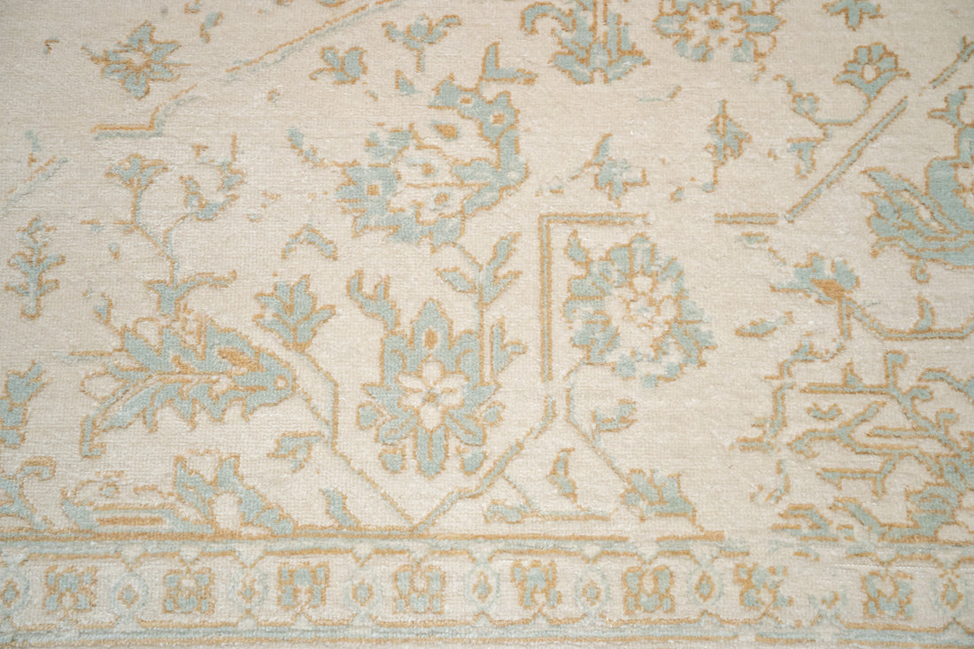 HandKnotted Rug DIA- 1075 SERAPI Pearl, French Beige & Ash Gray