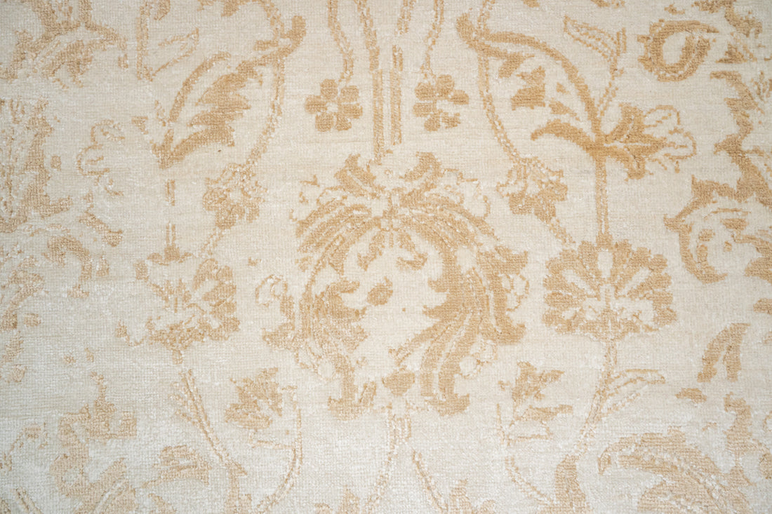 HANDKNOTTED RUG DIA- 1080 M-28, Ivory & Gold