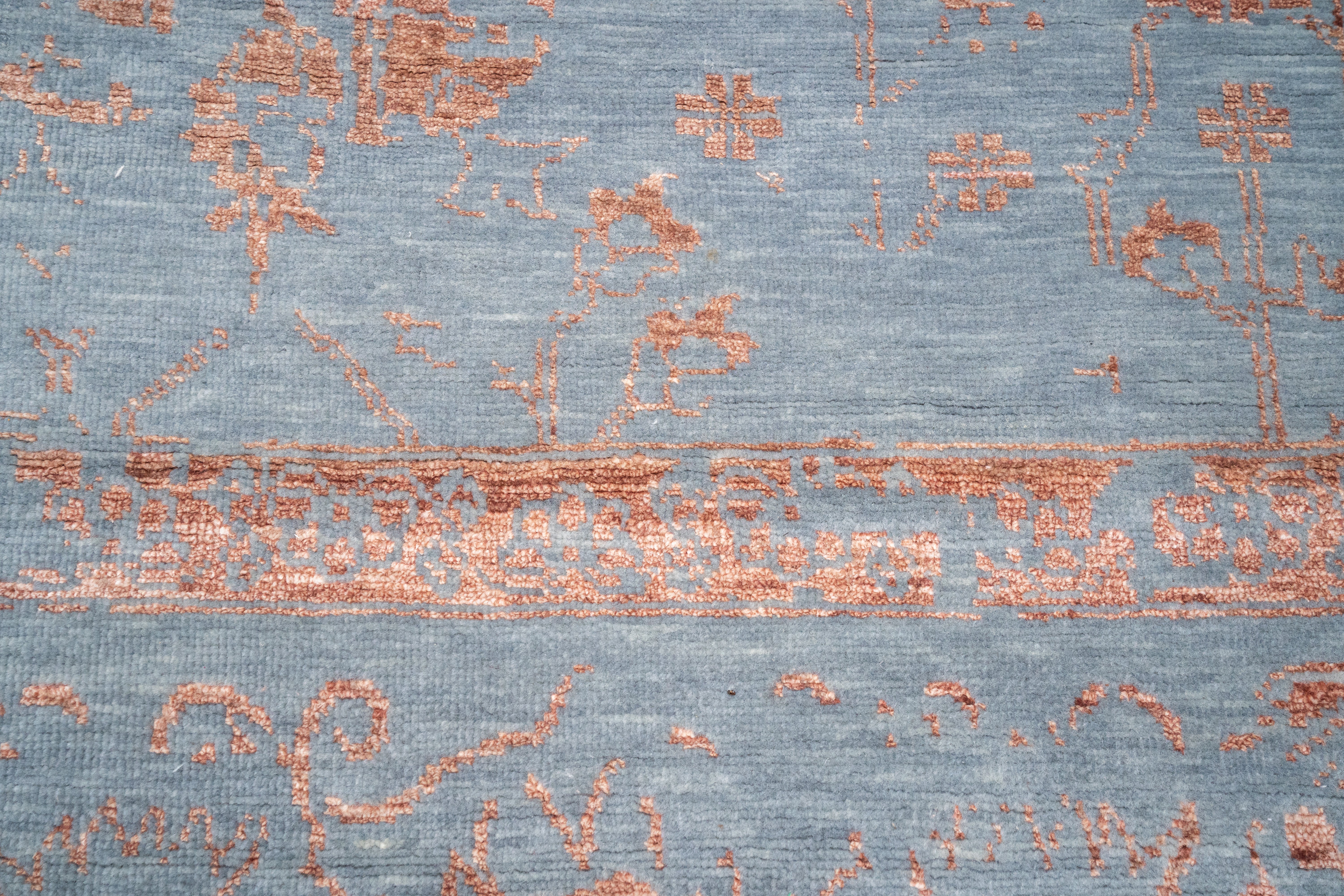 Handknotted Carpet, DIA: 1084 VASE 3, J. Blue & Copper