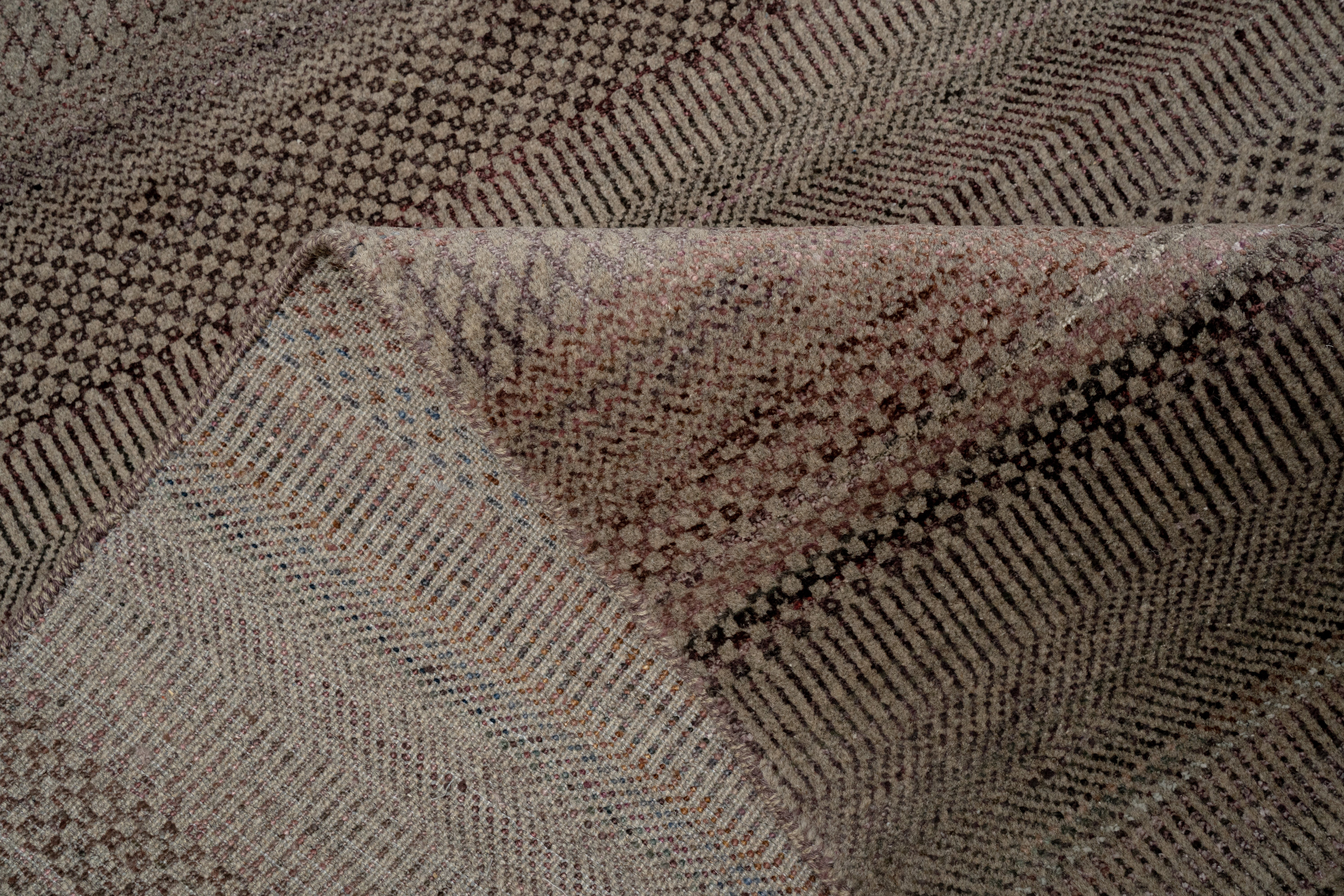 DIA- 1004, Handknotted Carpet,