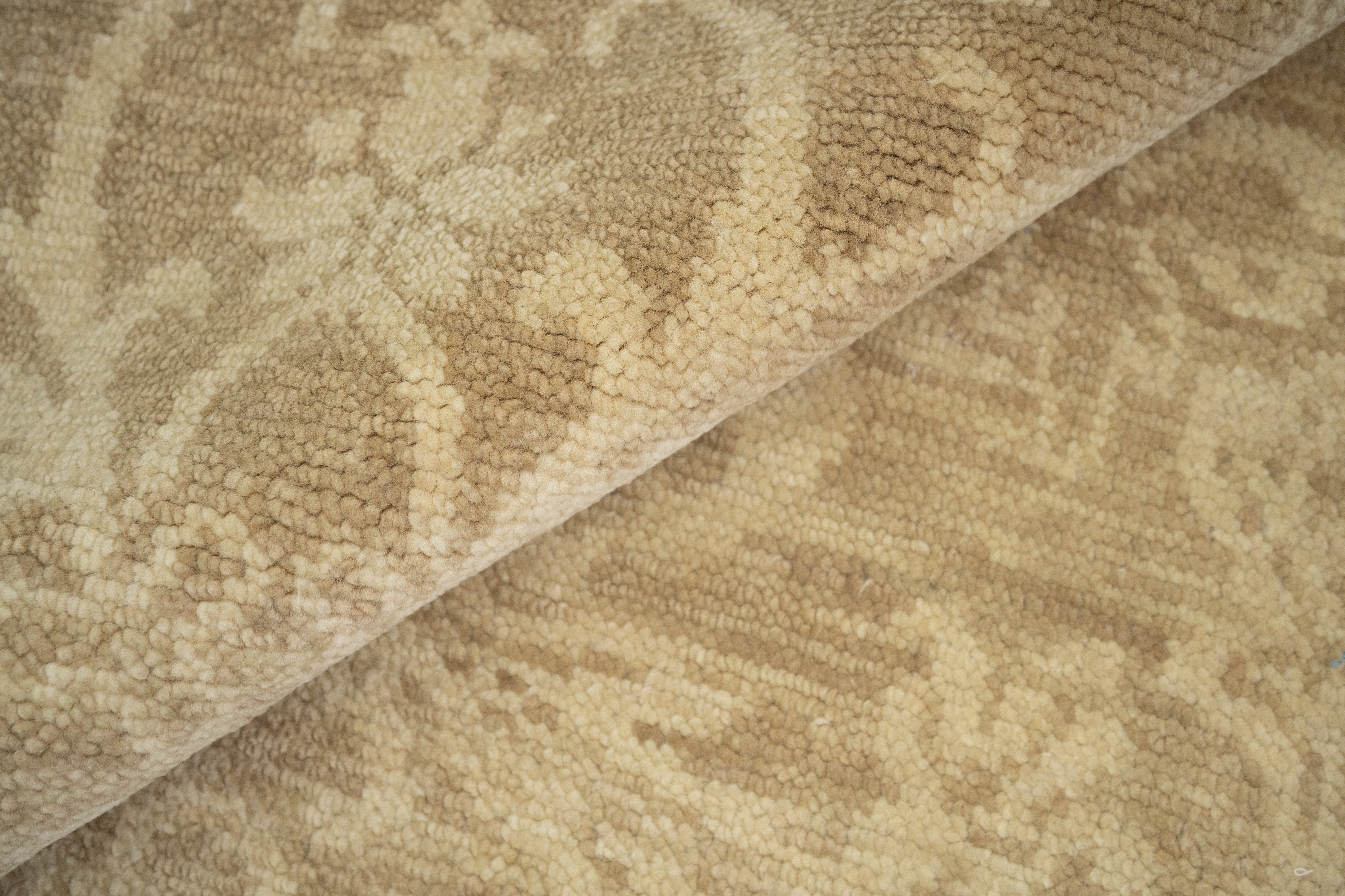 Handknotted Modern Carpet DIA- 113