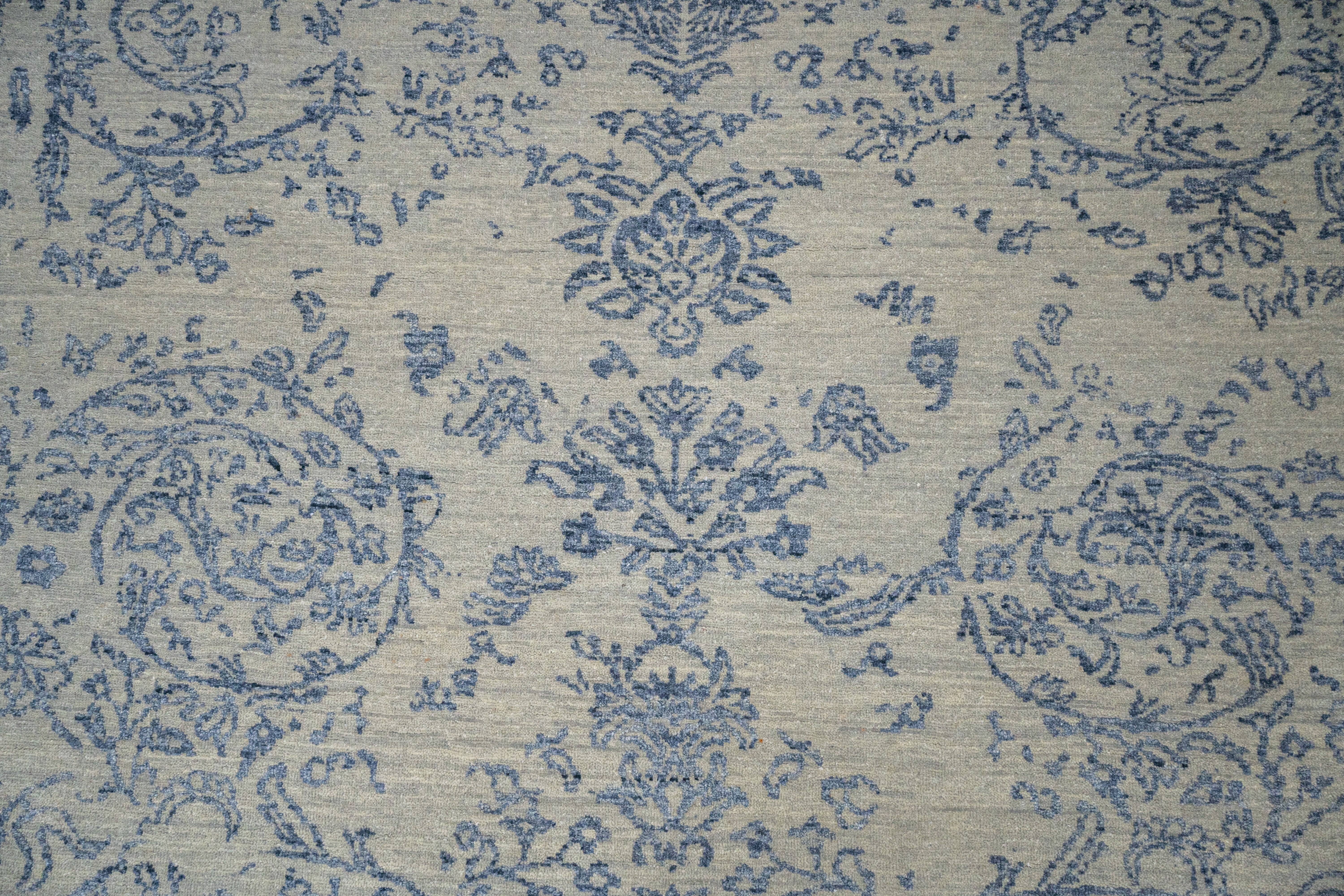 Handknotted Modern Carpet DIA- 116 JK ROUND
