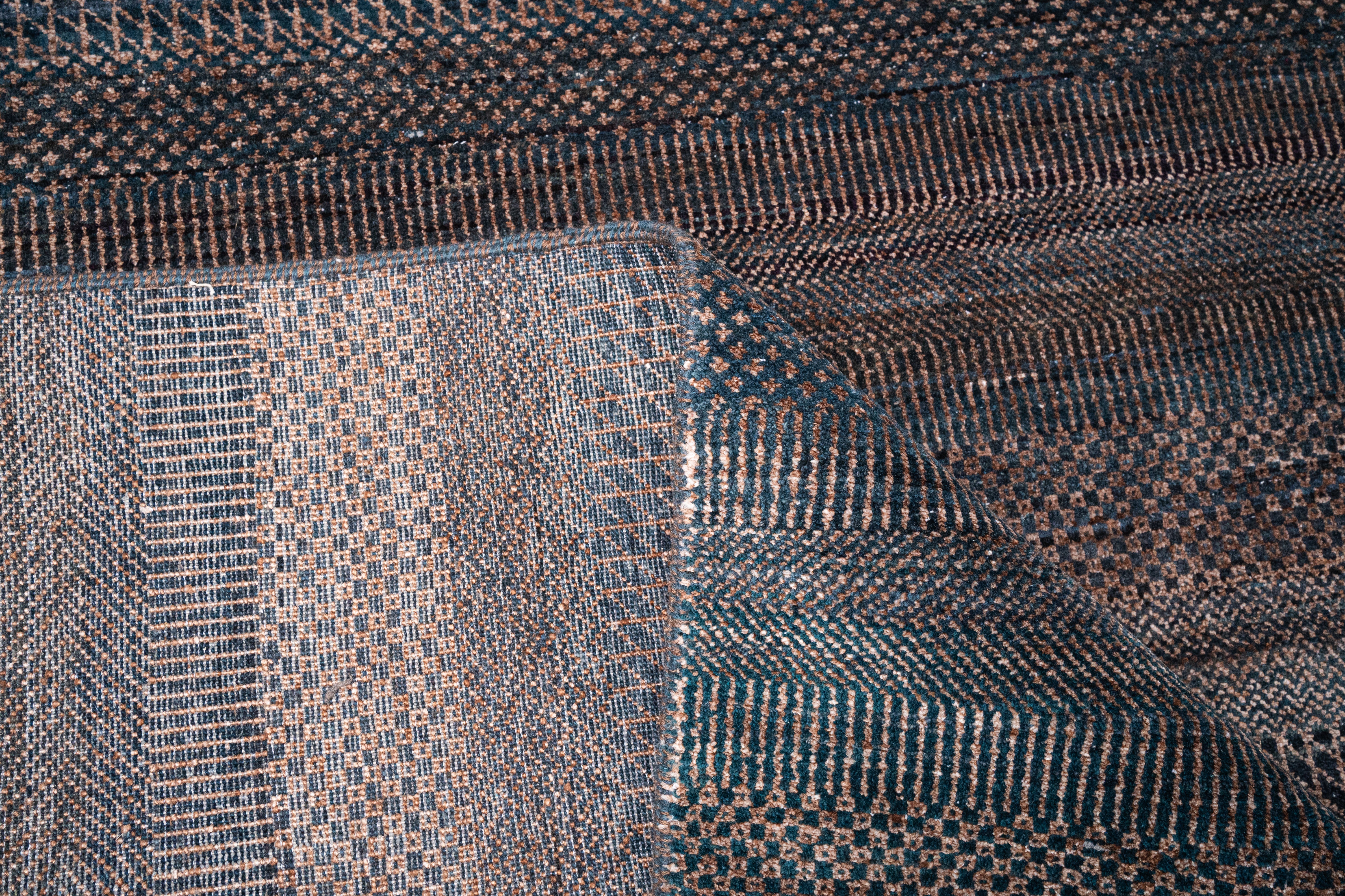 Handknotted Carpet, DIA - 1187 MCN, Blue & Brown