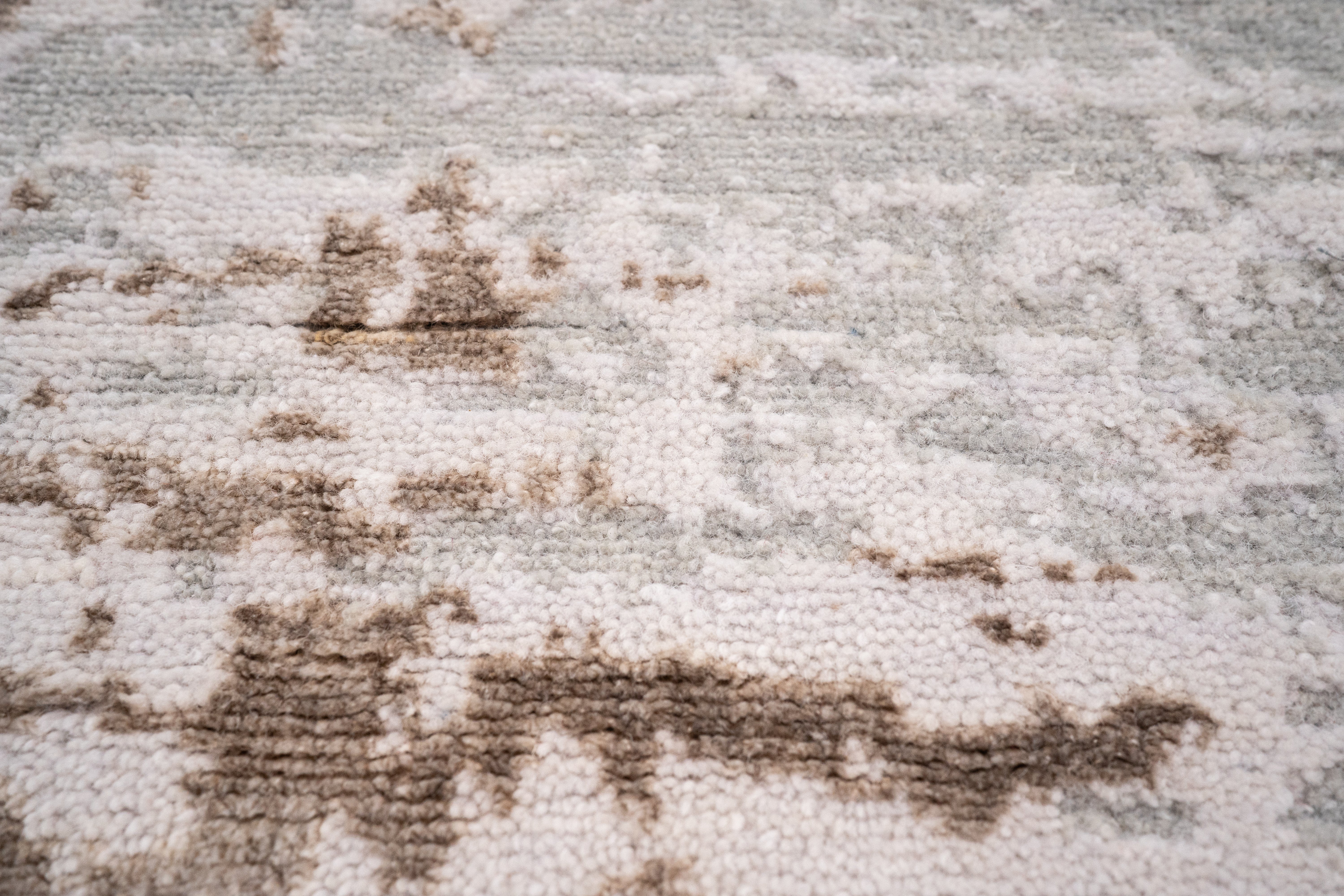 Abstract Design  Handknotted Carpet DIA- 1239