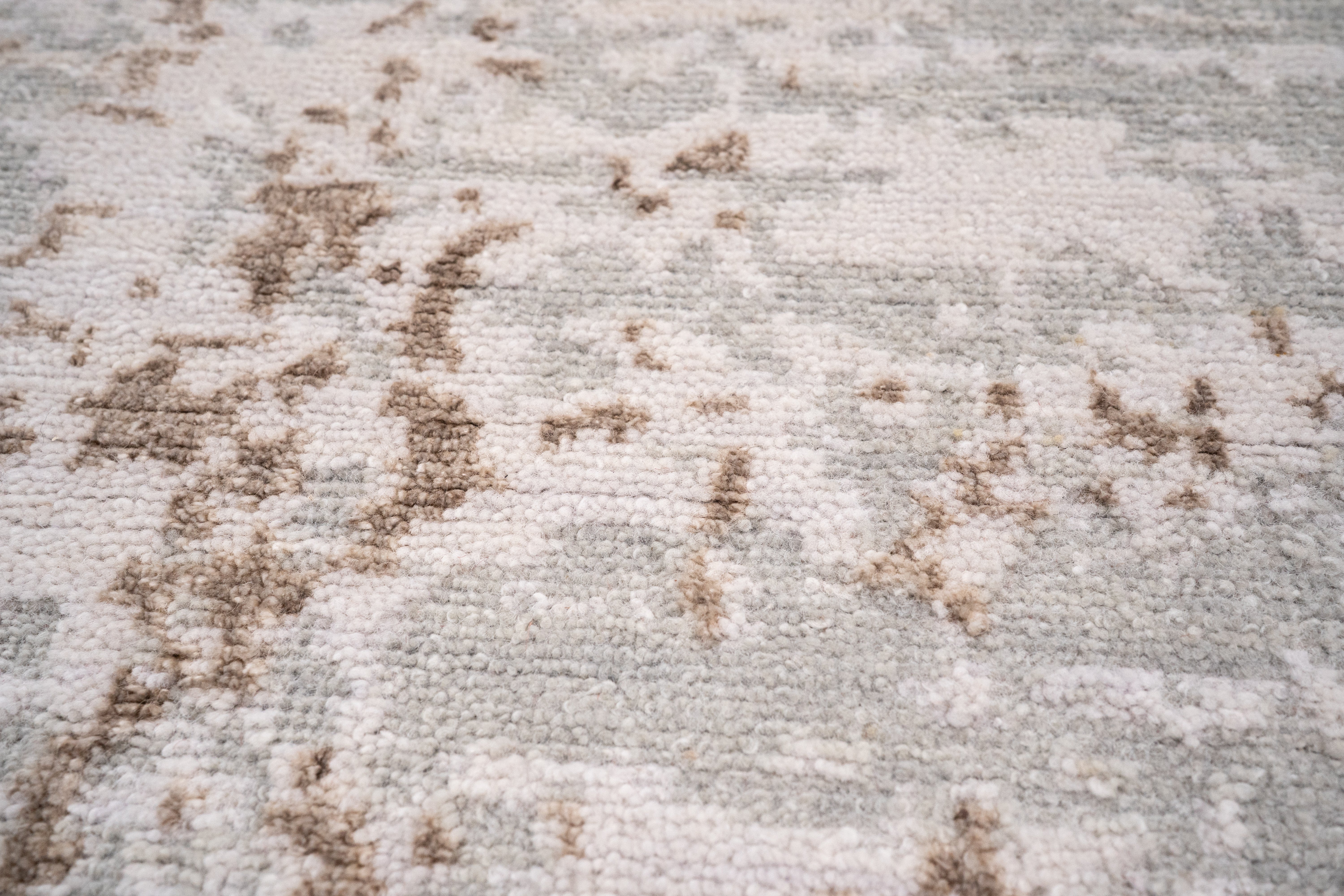 Abstract Design  Handknotted Carpet DIA- 1239