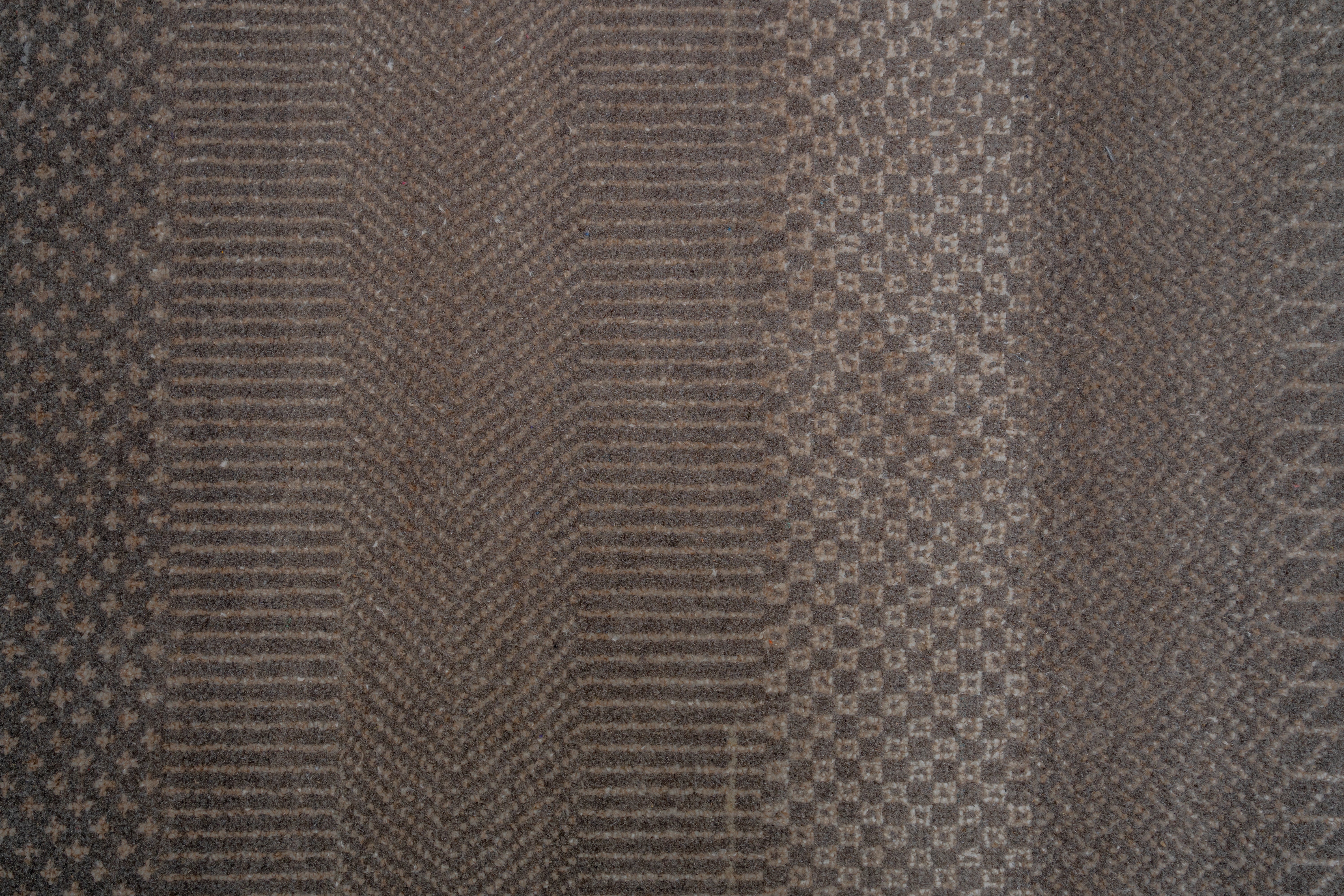 Handknotted Carpet DIA- 1421 MCN