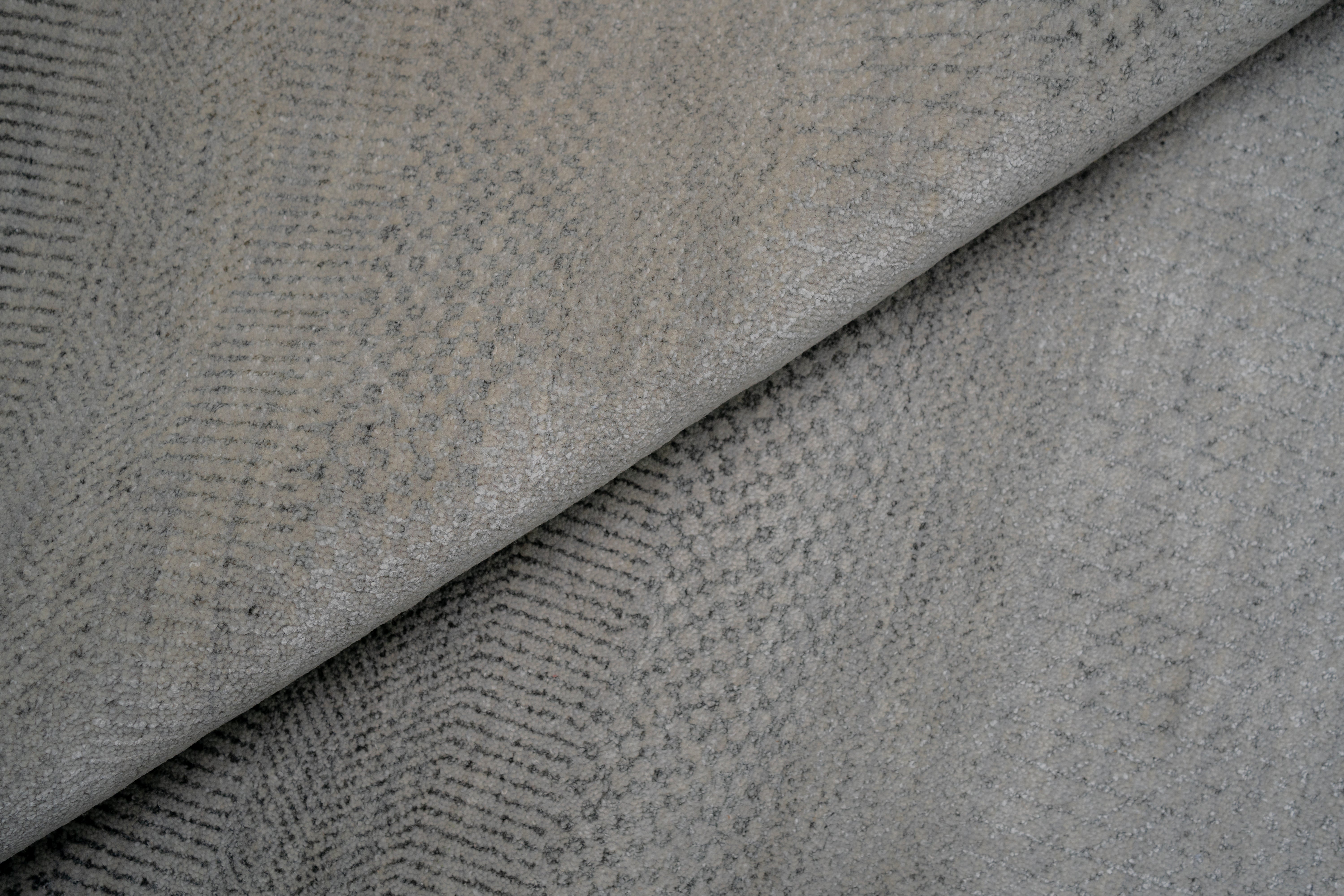 Handknotted Carpet DIA- 559 MCN