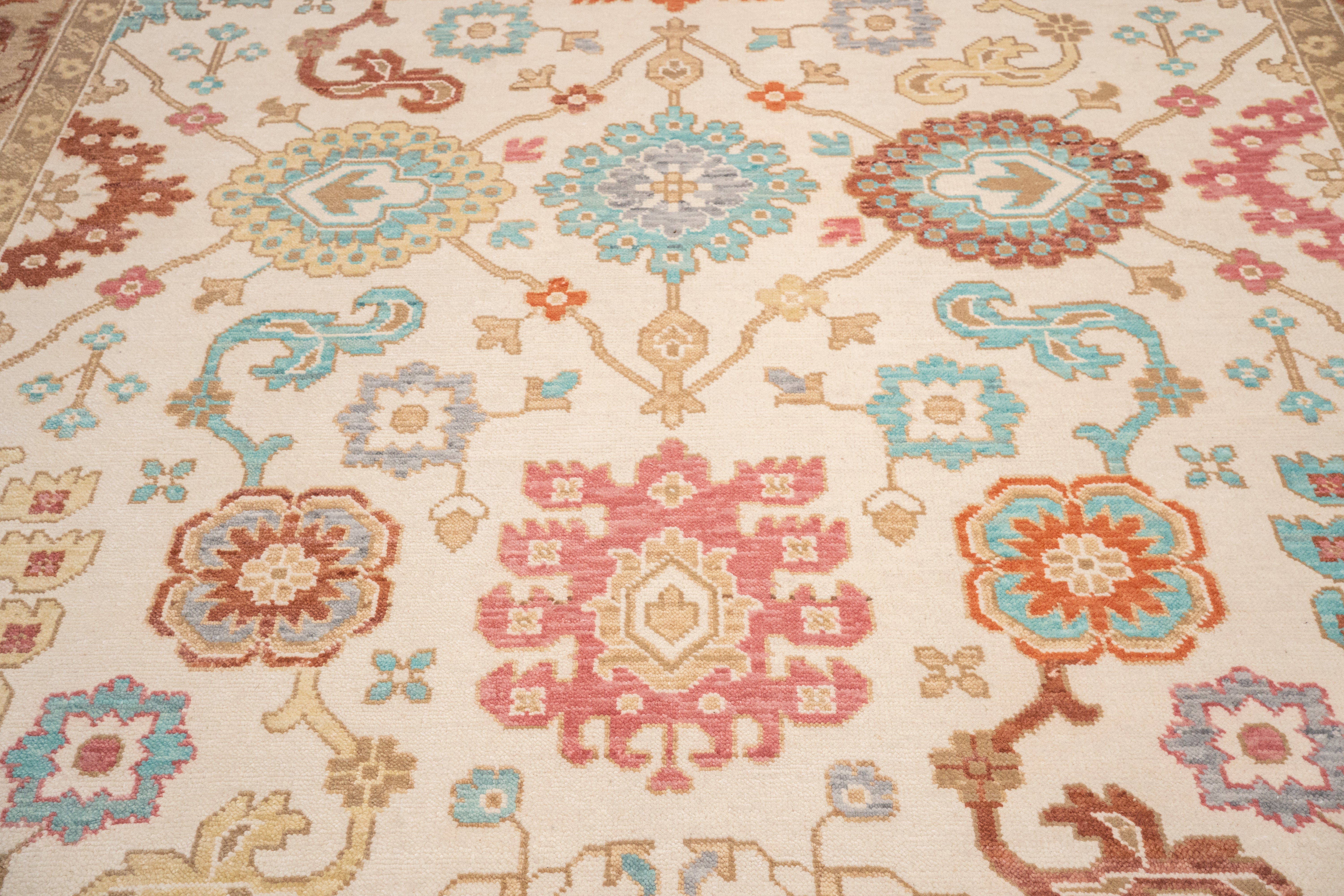 Handknotted Carpet, DIA- 13 OUSHAK, Almond, Brown, Green Sheen & Taupe
